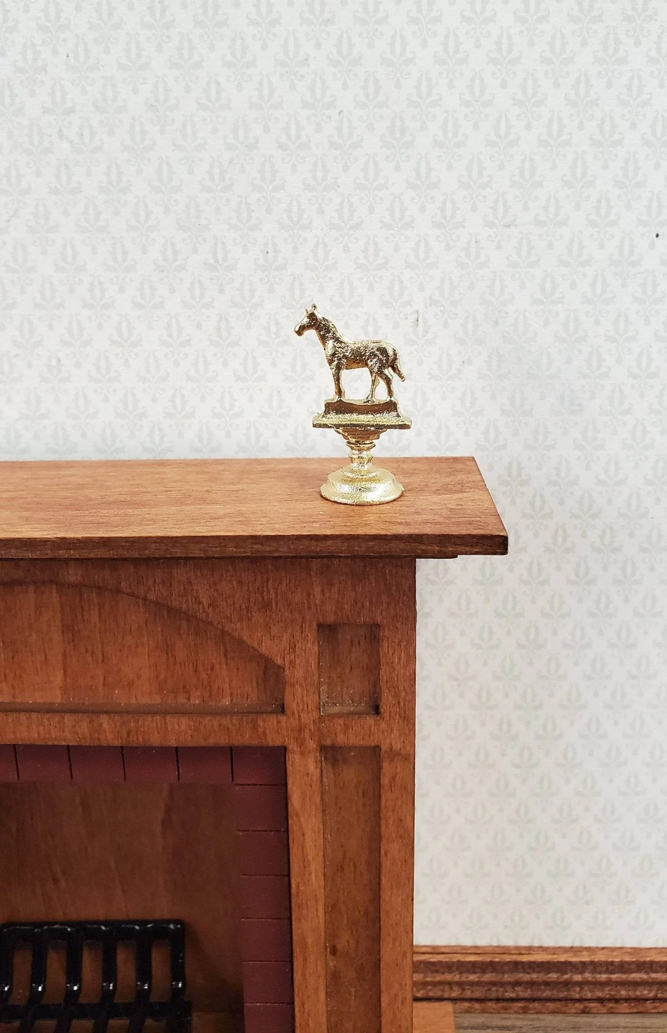 Dollhouse Miniature Horse Statue Trophy Gold 1:12 Scale Painted Metal