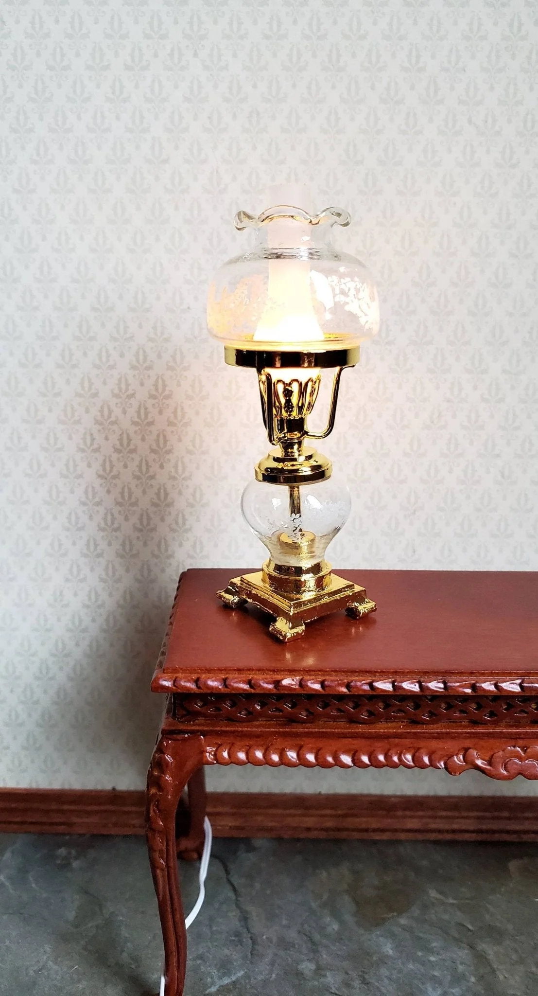 Dollhouse Hurricane Oil Lamp 12 Volt Light 1:12 Scale Miniature Vintage Style Gold