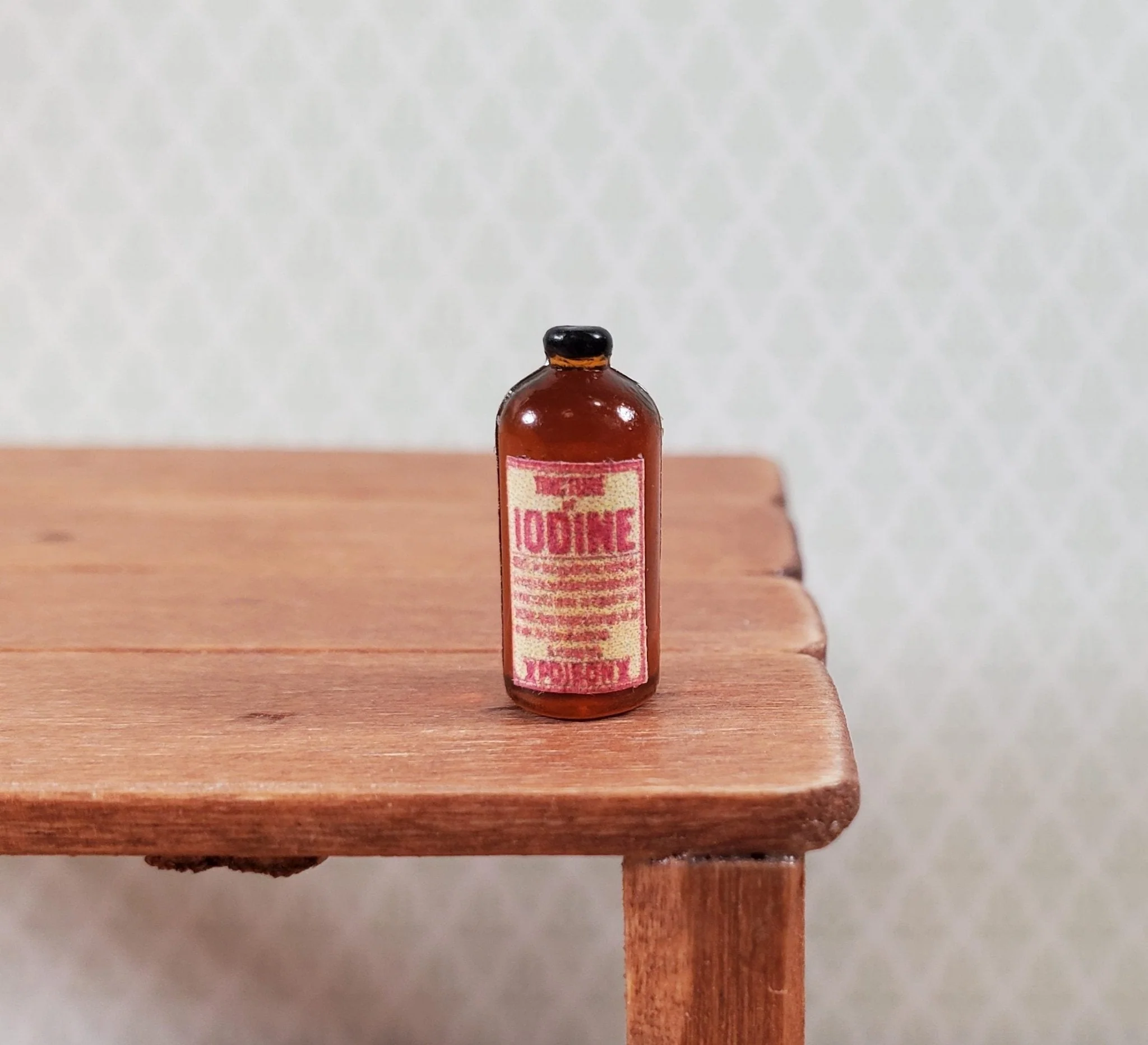 Dollhouse Iodine Bottle Old Fashion Style 1:12 Scale Miniature Tiny Medicine