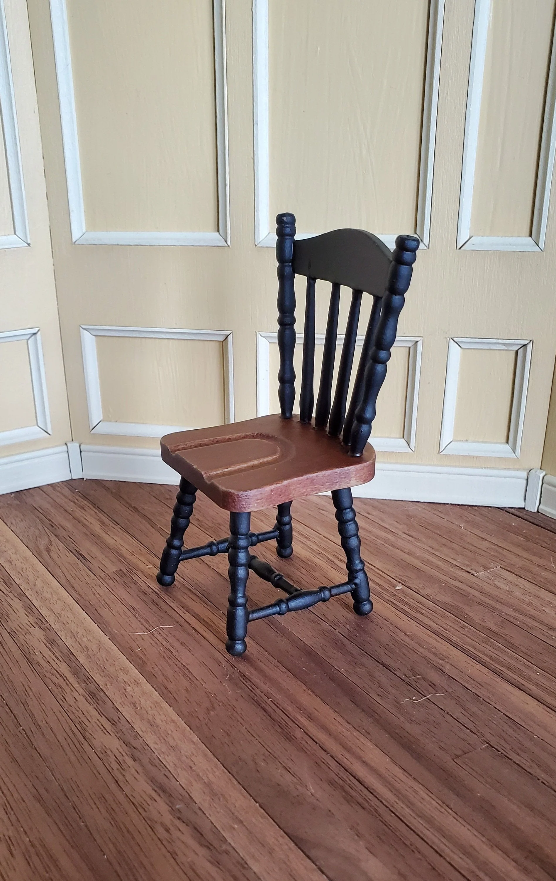Dollhouse Miniature Kitchen Chair Black & Dark Walnut Spindle Back 1:12 Scale - Image 2