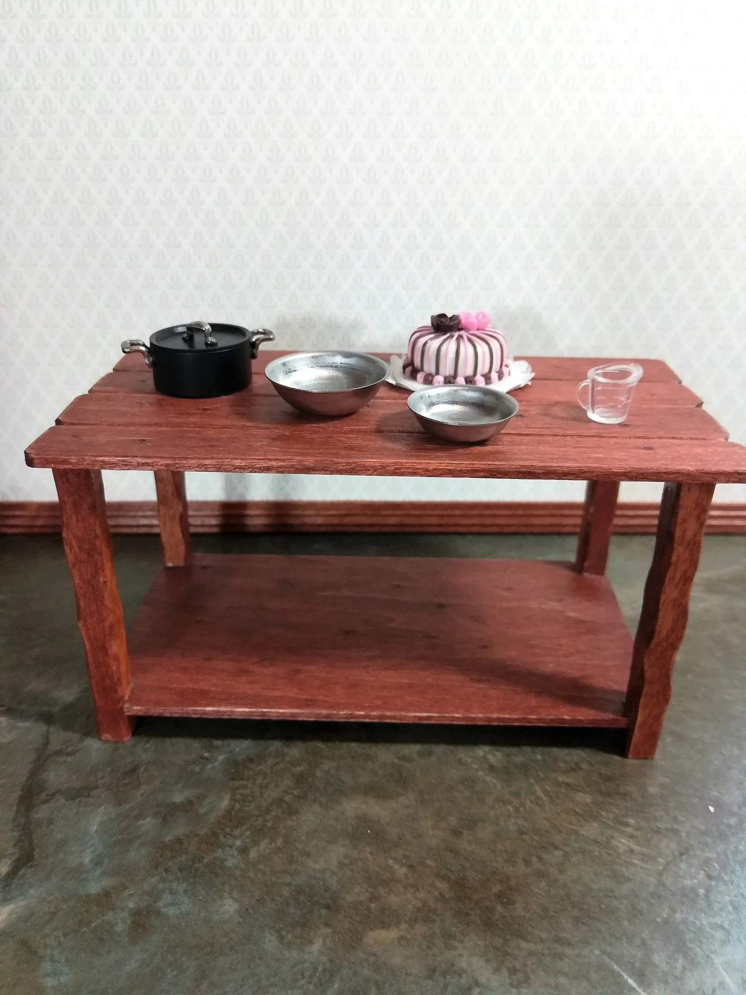 Dollhouse Miniature Kitchen Metal Stacking Mixing Bowls 1:12 Scale Set of 4 - Image 3