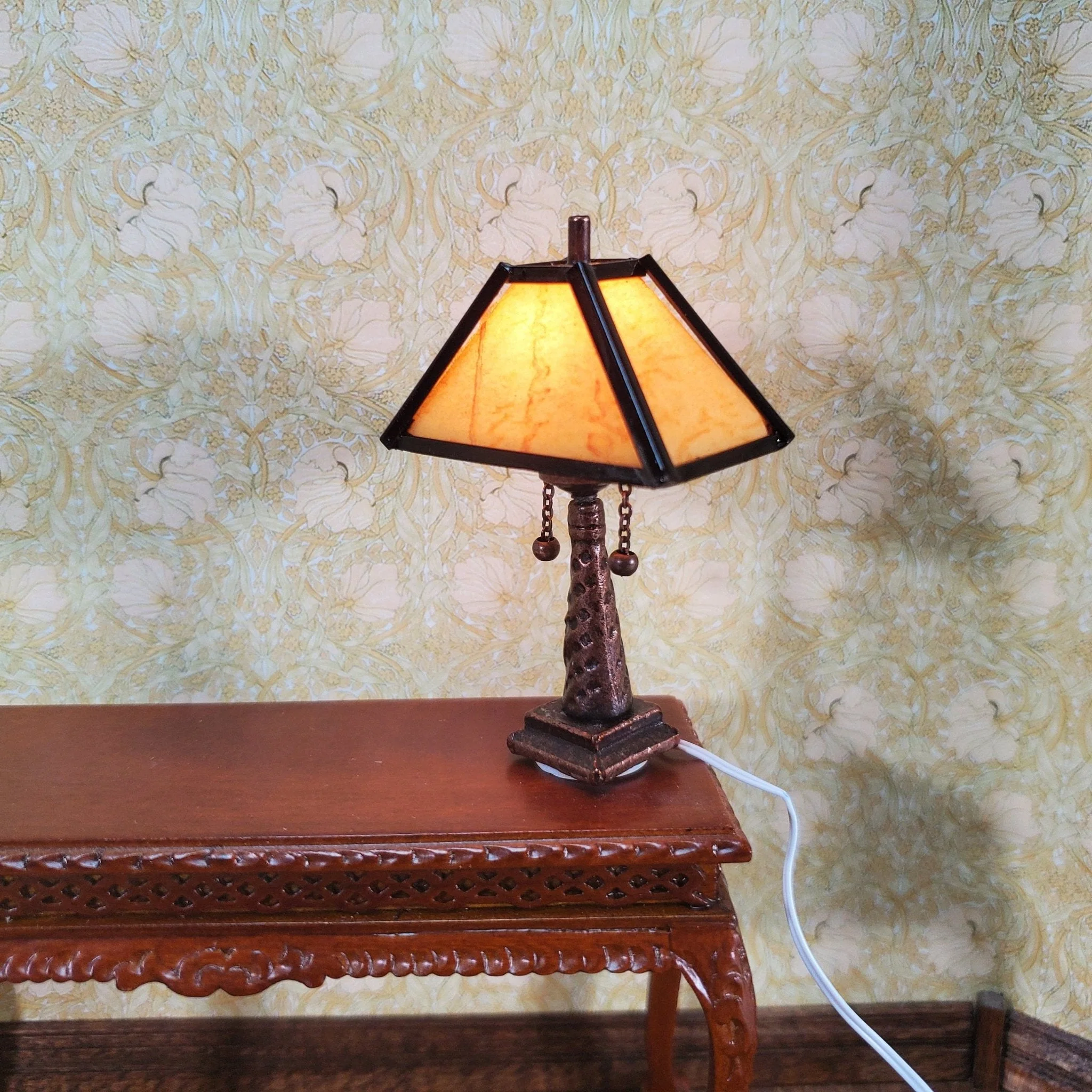 Dollhouse Miniature Lamp Arts & Crafts Craftsman Style Large 1:12 Scale 12 volt - Image 2