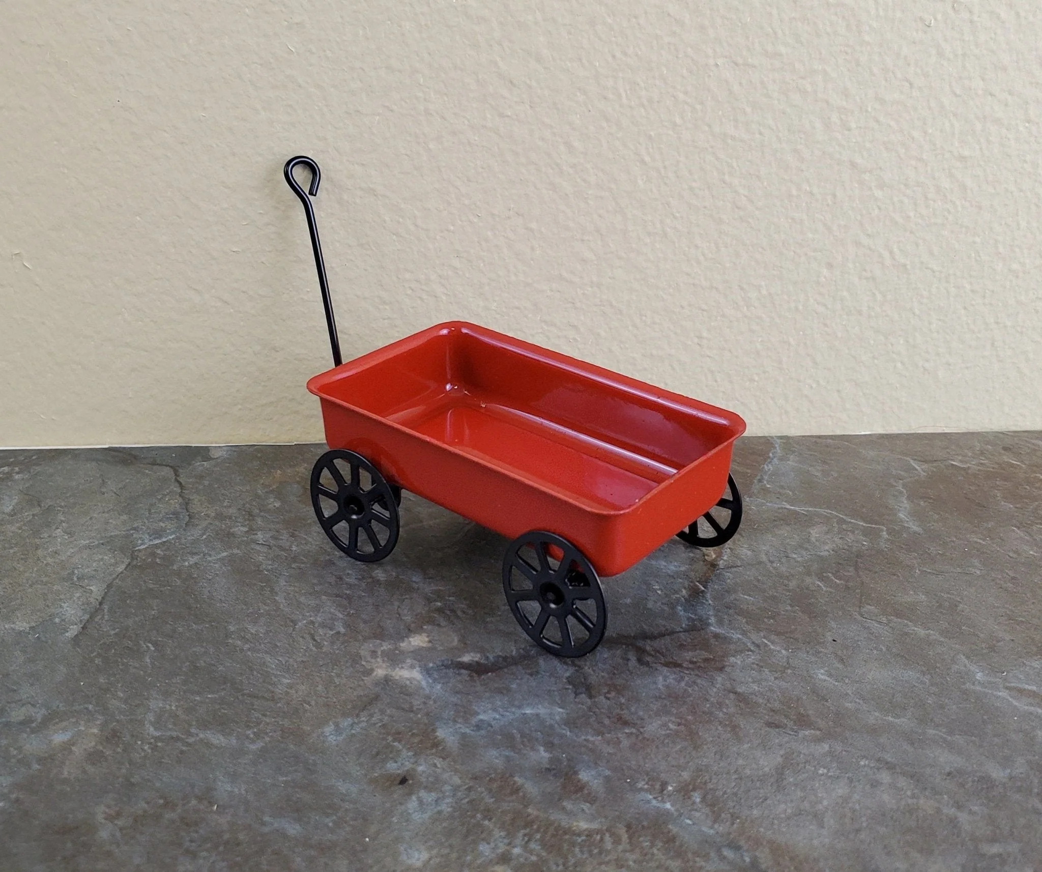 Dollhouse Miniature Little Red Wagon with Turning Wheels Metal 1:12 Scale