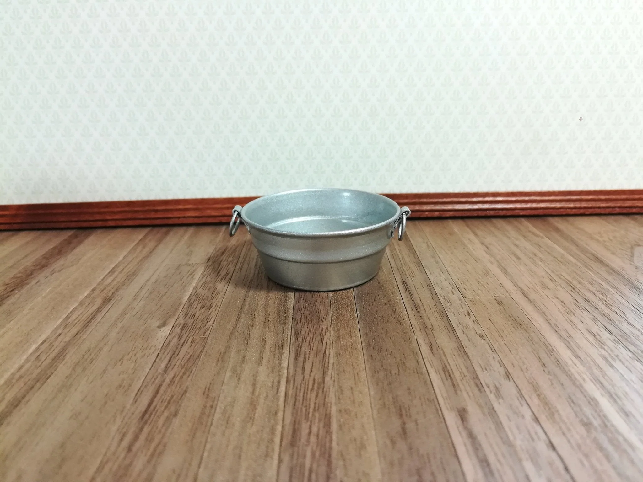 Dollhouse Miniature Metal Vat Bathtub Round "Galvanized" with Handles 1:12 Scale