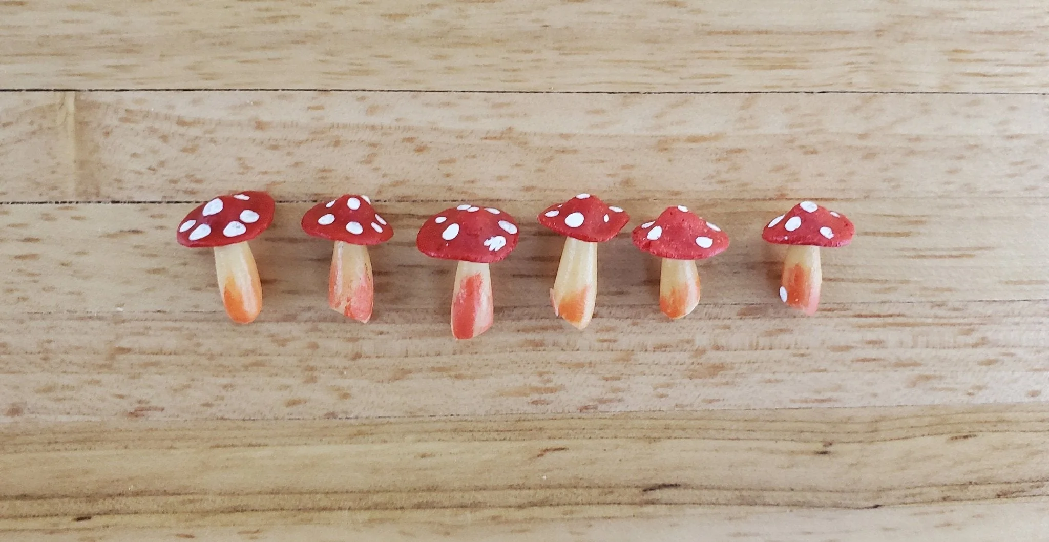 Dollhouse Miniature Mushrooms x6 Large Toad Stool Style 1:12 Scale Magic Fairy Garden - Image 2