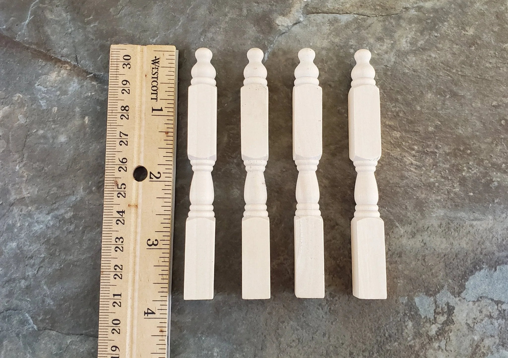 Dollhouse Miniature Newel Posts Large 1:12 Scale for Stairs Fences x4 CLA70200 - Image 3