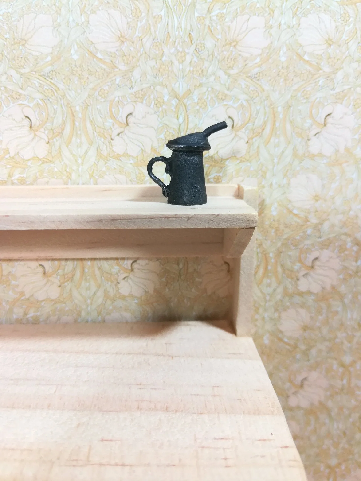 Dollhouse Miniature Oil Can Black Vintage Style Automotive 1:12 Scale Black Metal
