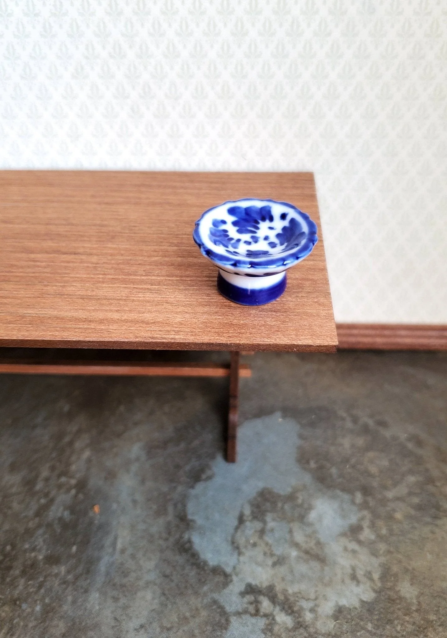 Dollhouse Miniature Pedestal Serving Bowl Blue & White Ceramic 1:12 Scale Decor - Image 2
