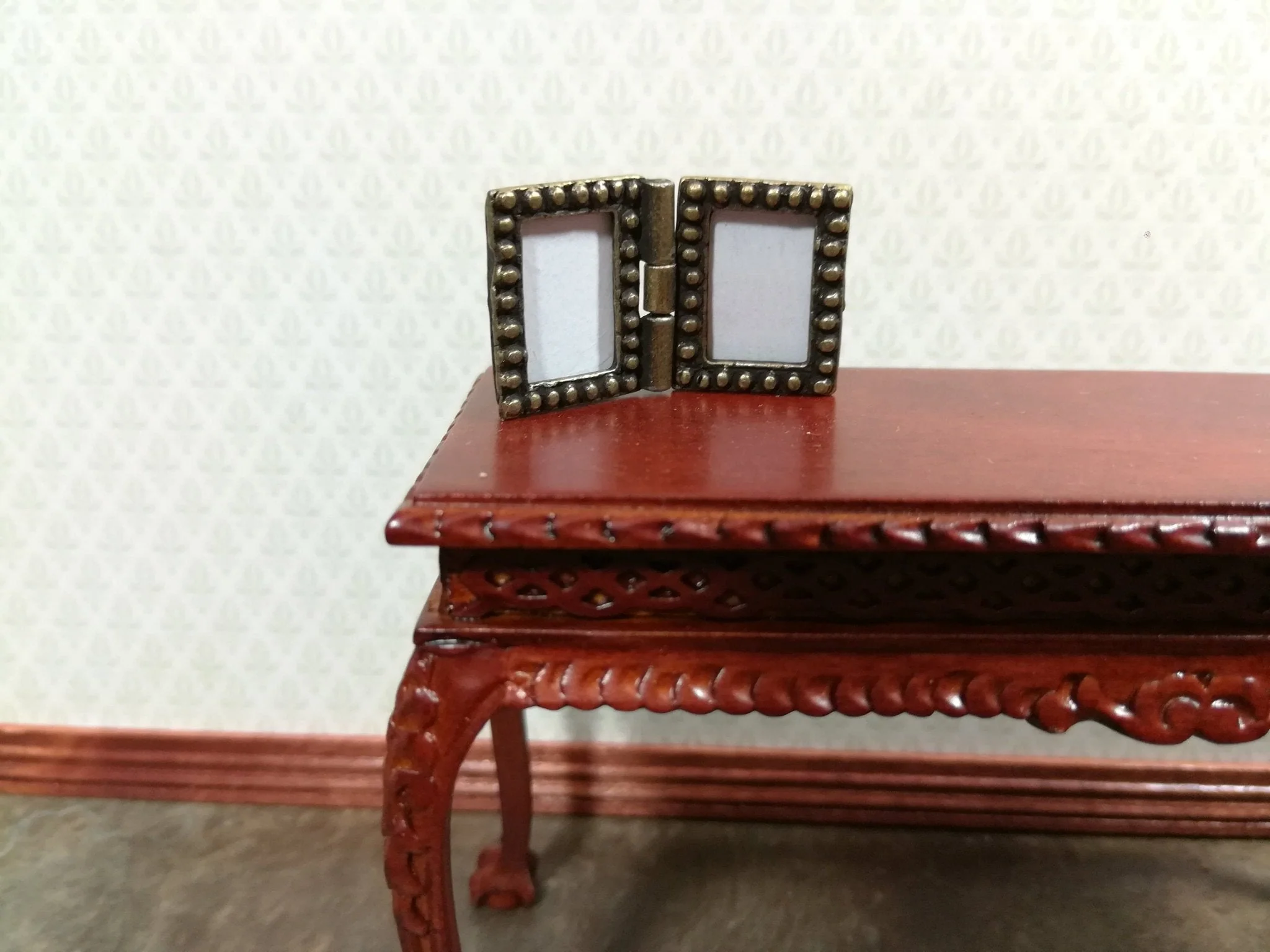Dollhouse Miniature Picture Frame Bronze Double Photo 1:12 Scale Metal