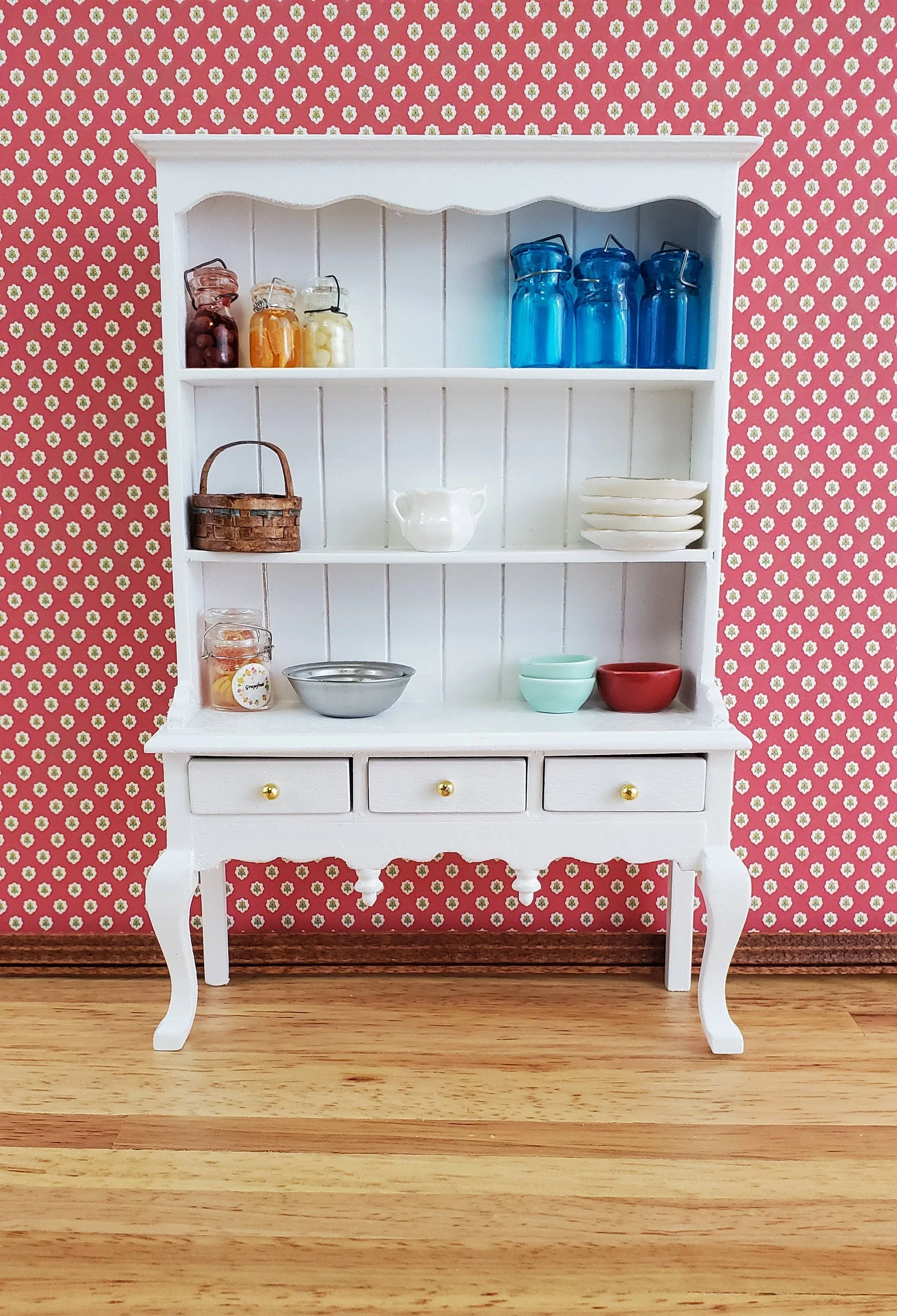 Dollhouse Miniature Queen Kitchen Cupboard Hutch White Anne Style 1:12 Scale Furniture - Image 4
