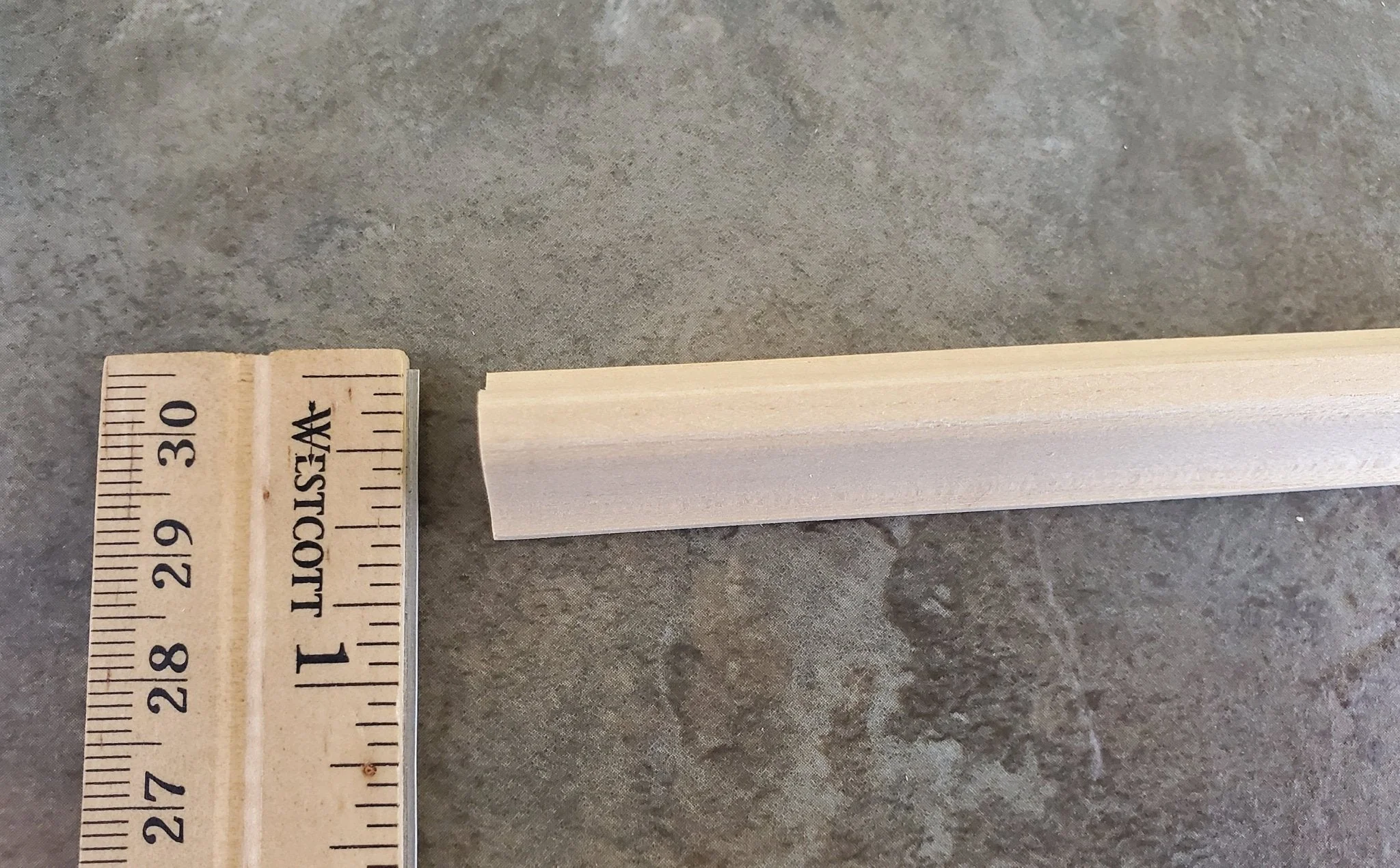 Dollhouse Miniature Roof Top Peak Ridge Molding Trim 5/8" x 18" 1:12 Scale HW7060 - Image 5