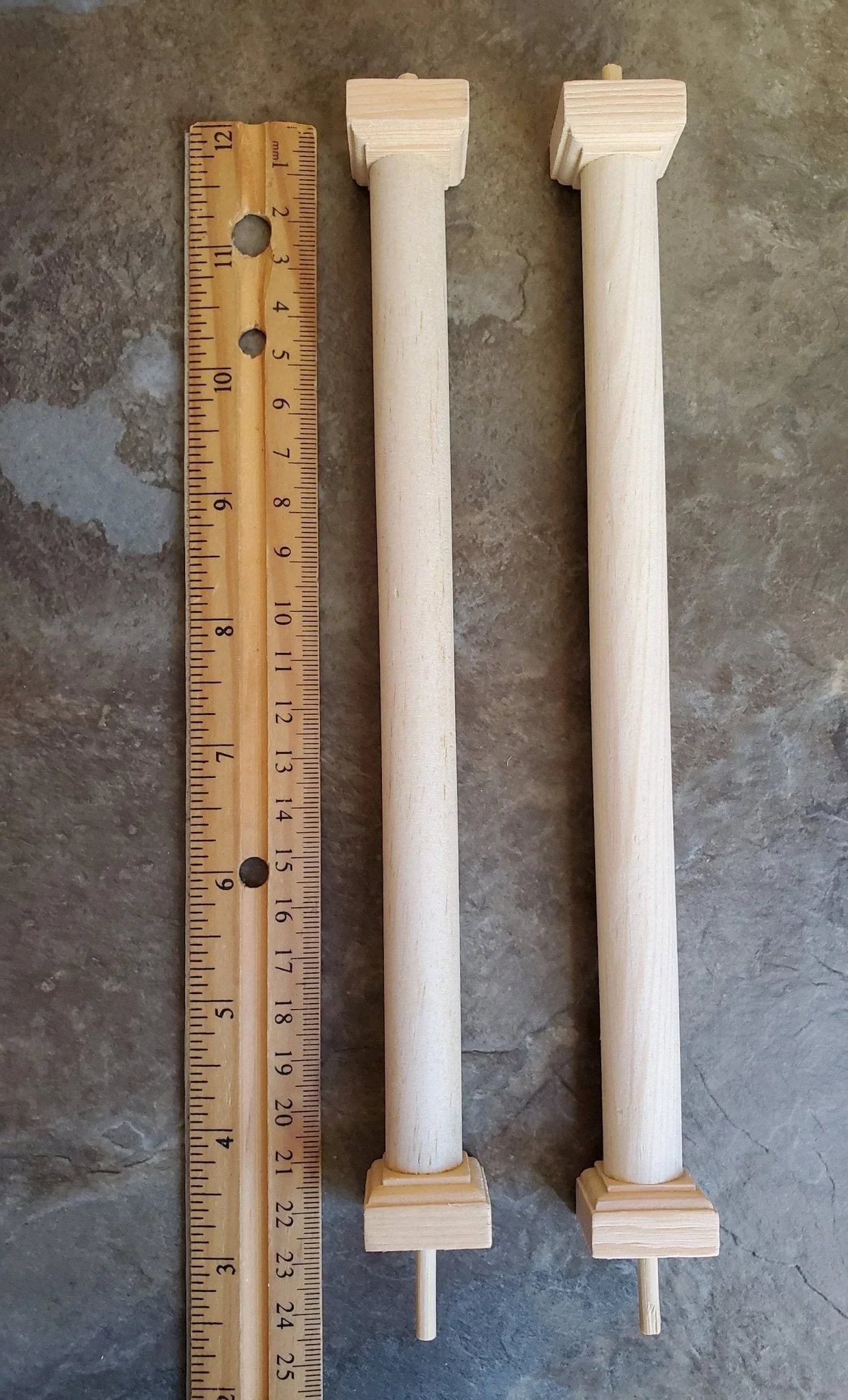 Dollhouse Miniature Round Columns Pillars 2 pieces 8 11/16" Tall 1:12 Scale - Image 3