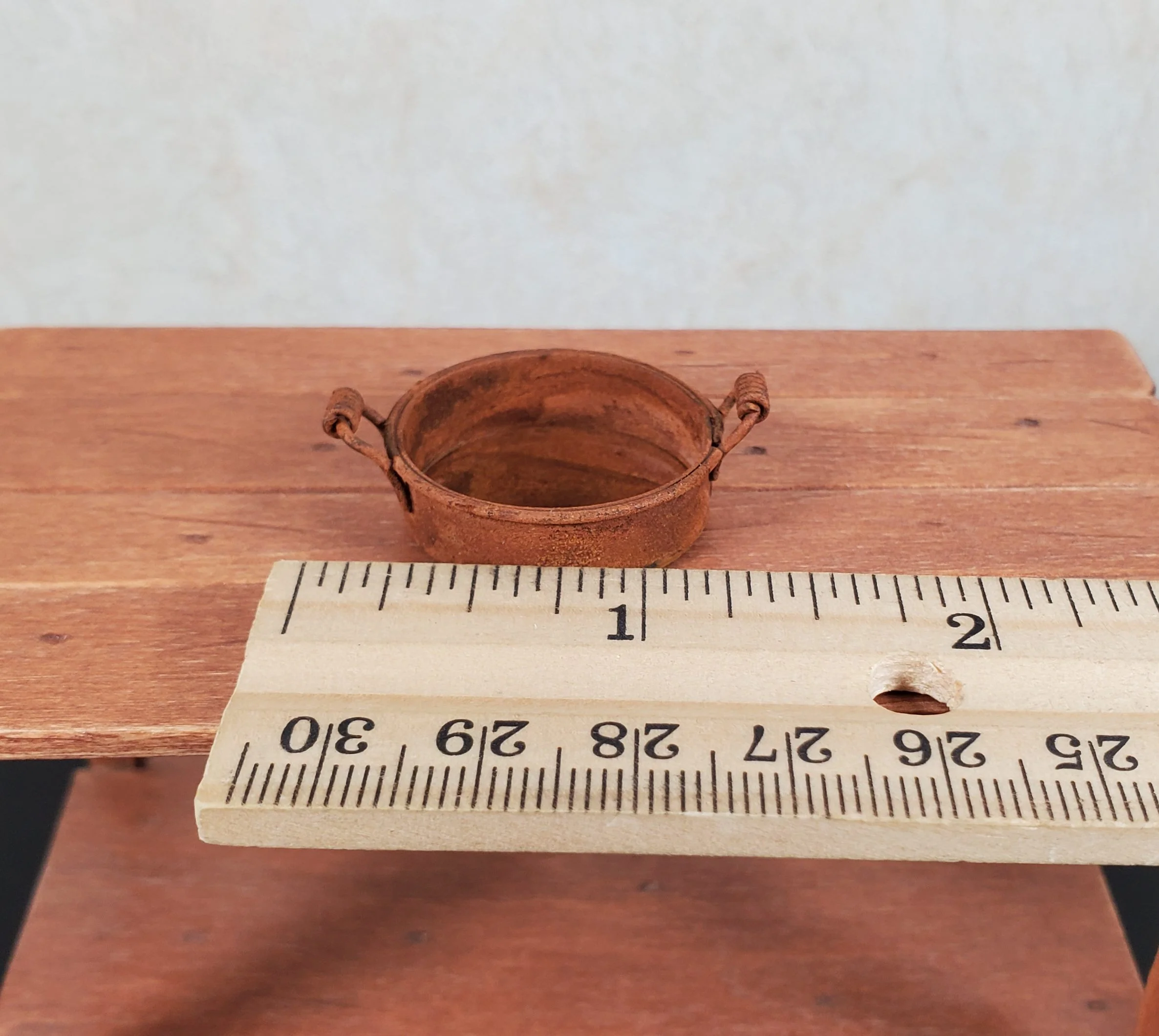 Dollhouse Miniature Round Metal Pan with Handles Rusted Aged 1:12 Scale - Image 3