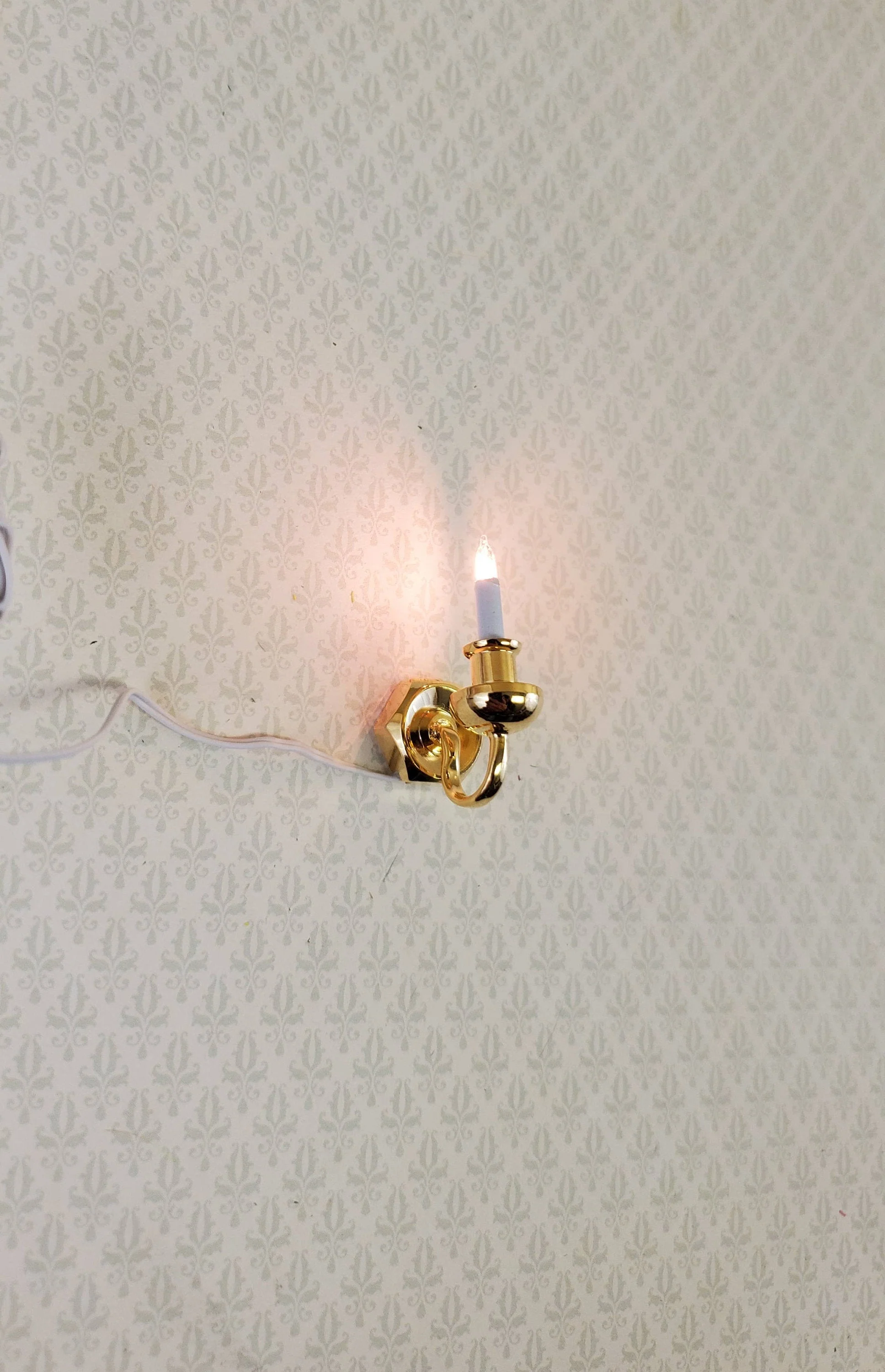Dollhouse Miniature Sconce Single Candle Gold 12 Volt w/ Plug1:12 Wall Light