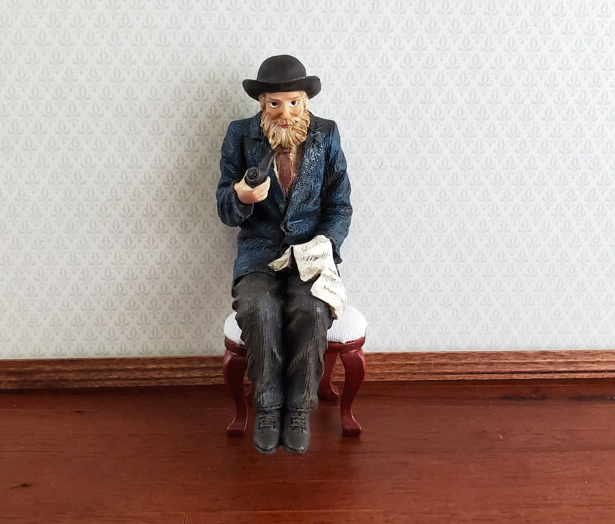 Dollhouse Miniature Seated Man with Beard Pipe Grandpa Resin 1:12 Scale SMALL Petite