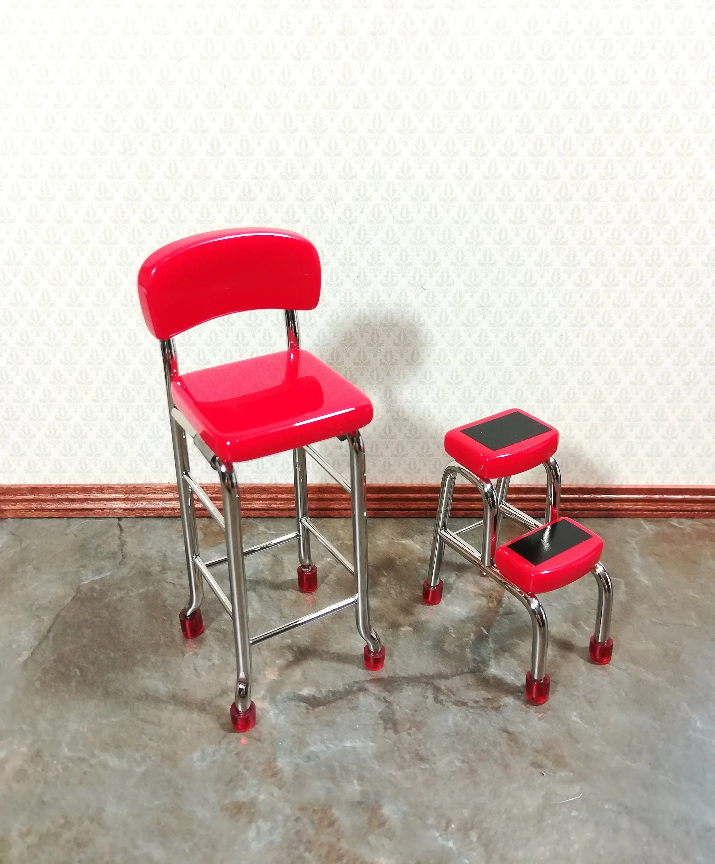 Dollhouse Step Stool Tall Chair 1950s Style Red 1:12 Scale Miniature Furniture - Image 4