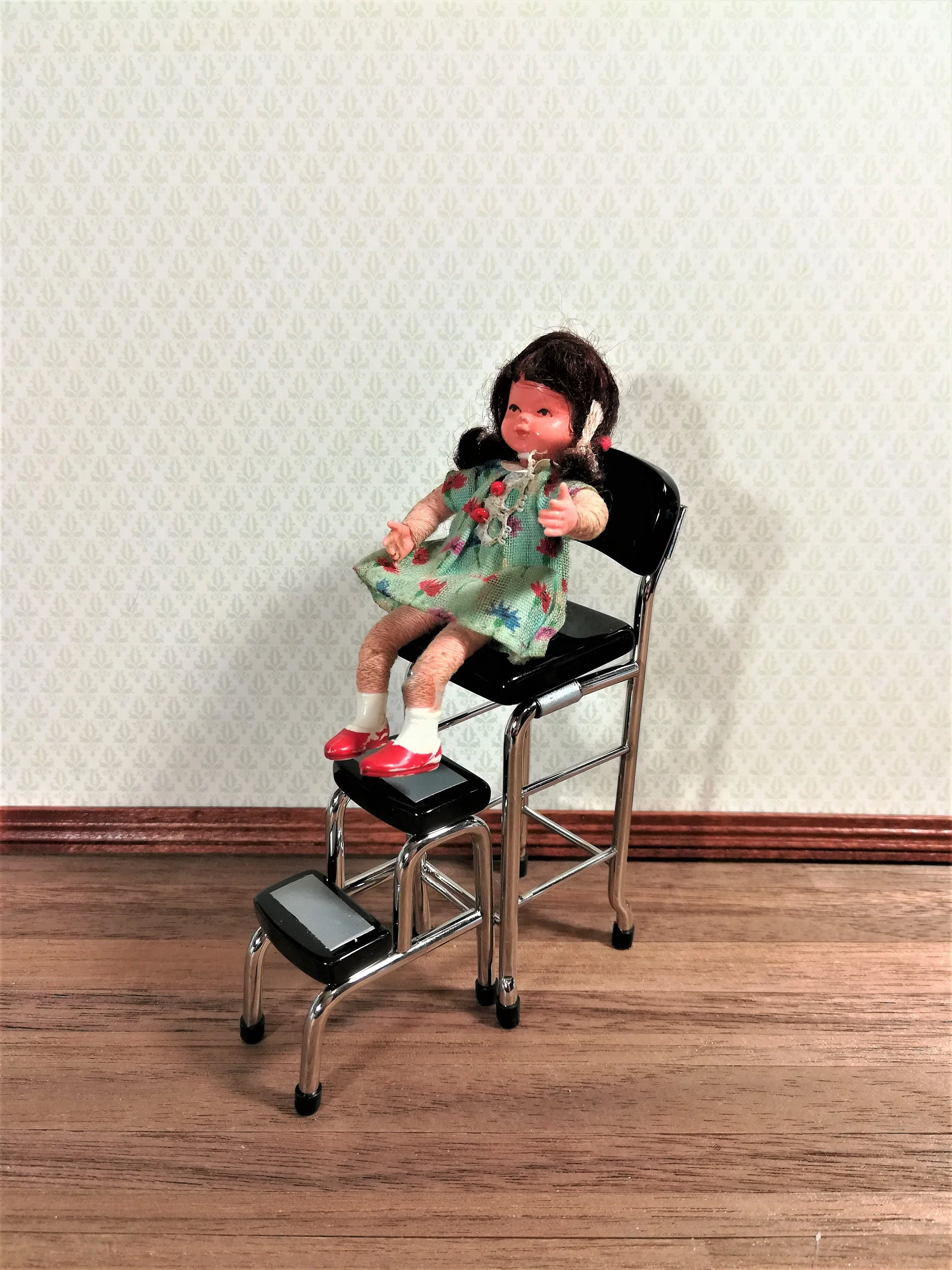 Dollhouse Retro Step Stool Tall Chair 1950s Style Black 1:12 Scale Miniature - Image 5