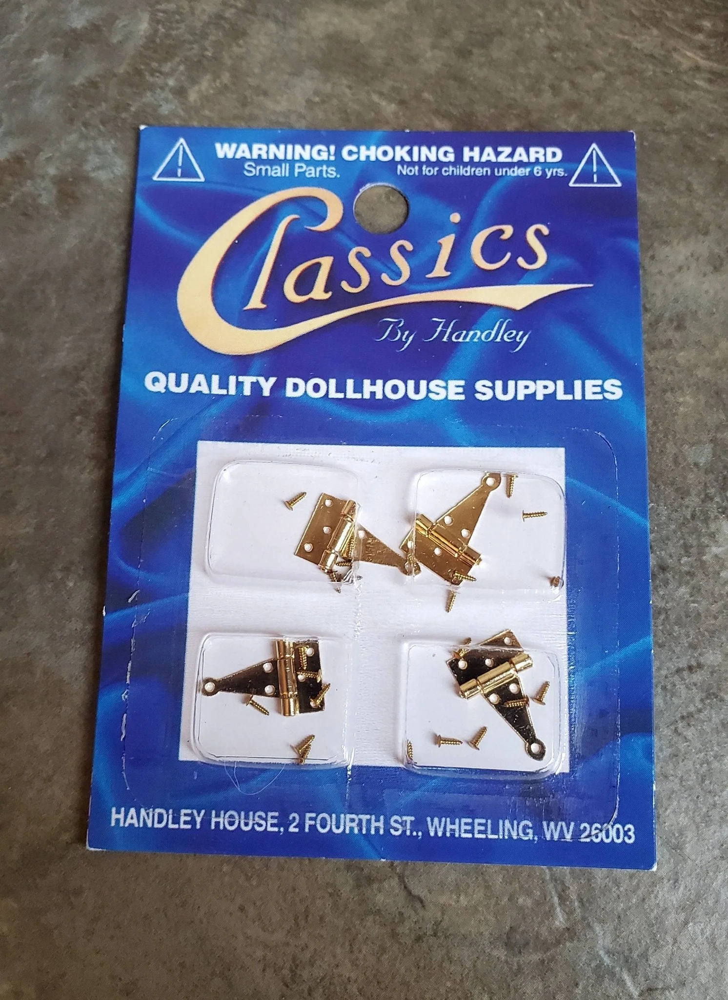 Dollhouse Miniature T Hinges Working x4 Gold 1:12 Scale Includes Nails