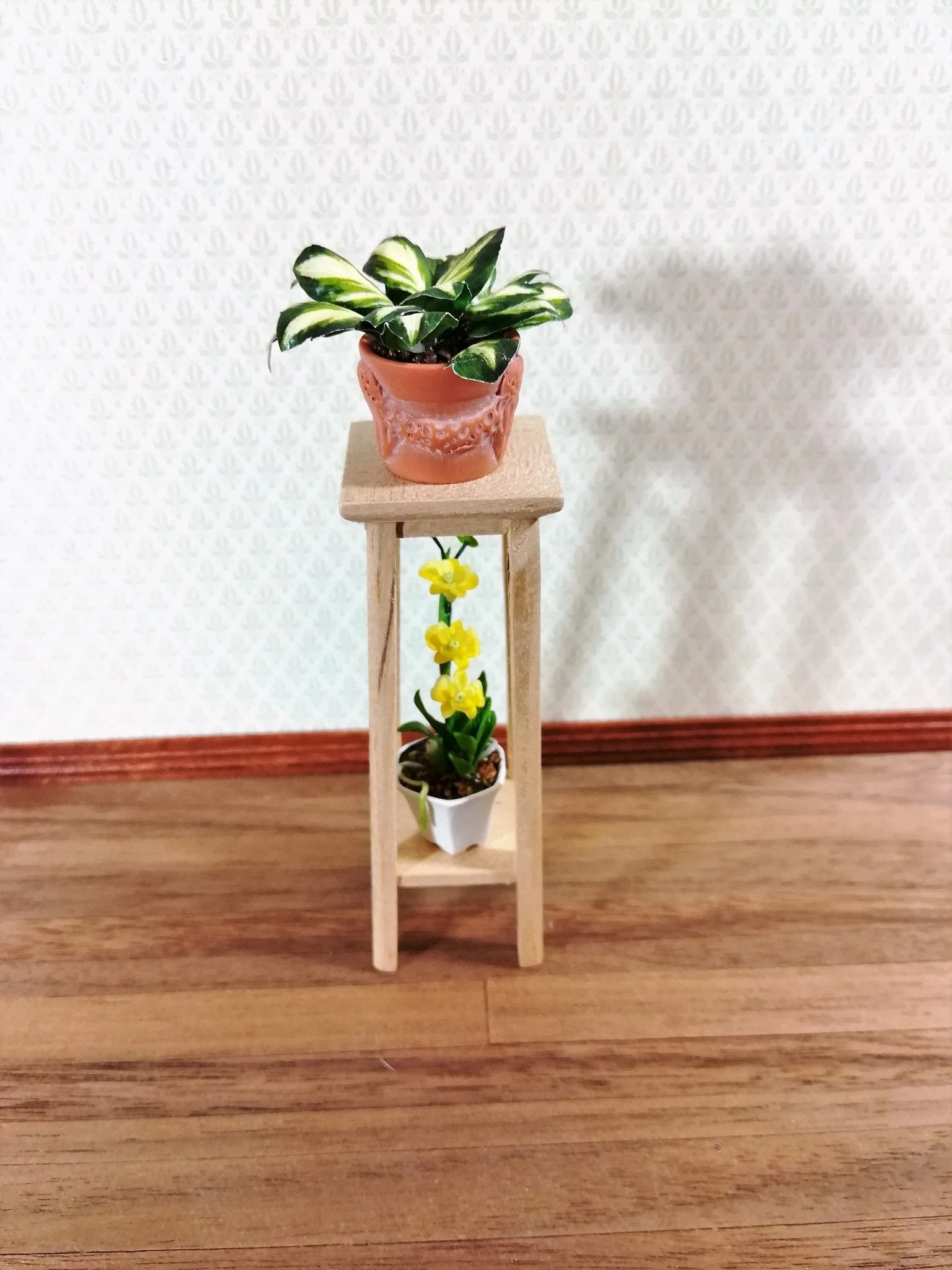Dollhouse Miniature Tall Fern or Plant Stand Unfinished 1:12 Scale Furniture - Image 2