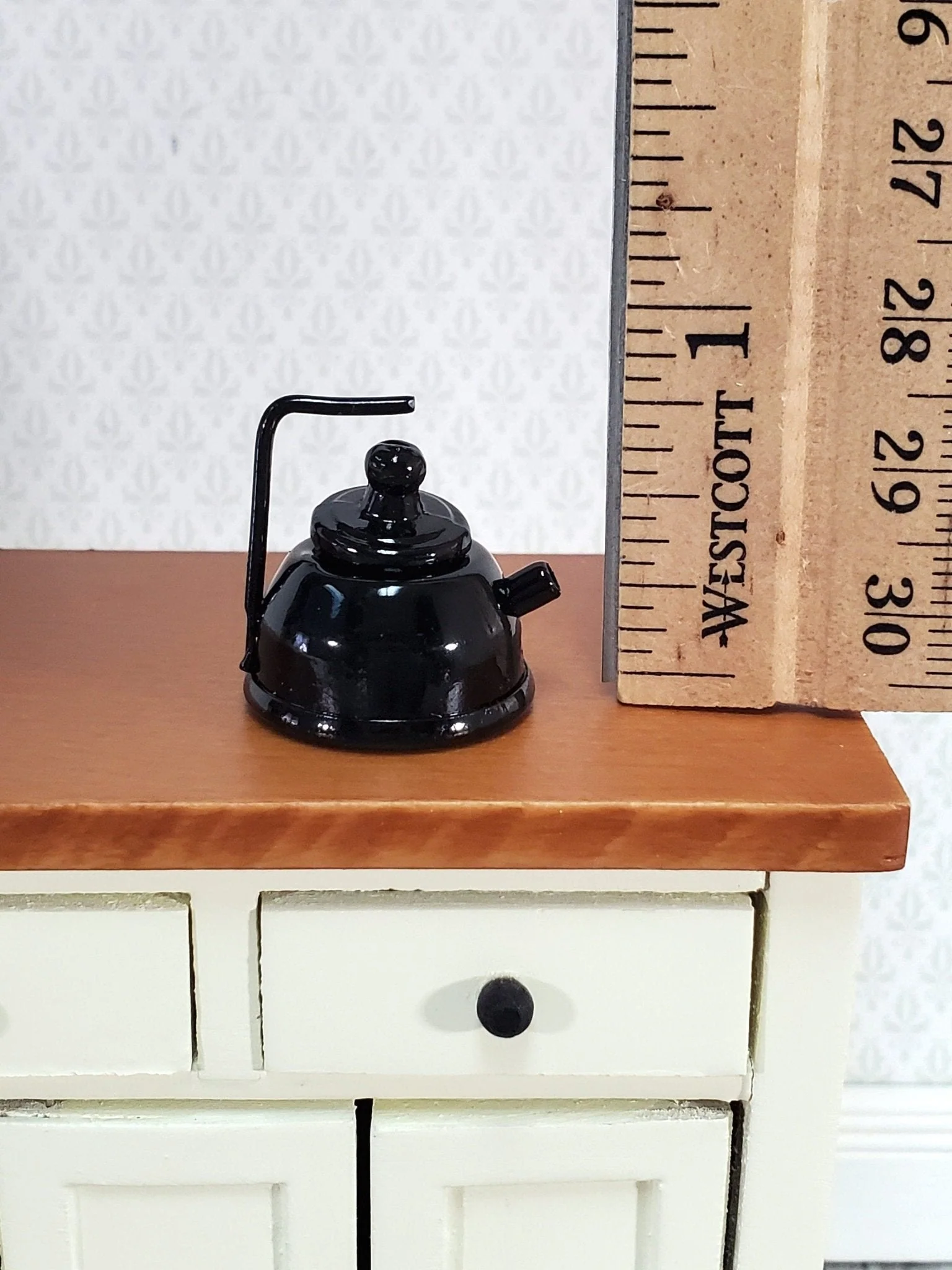 Dollhouse Miniature Teapot Kettle Modern Black with Lid 1:12 Scale Kitchen Accessories - Image 4