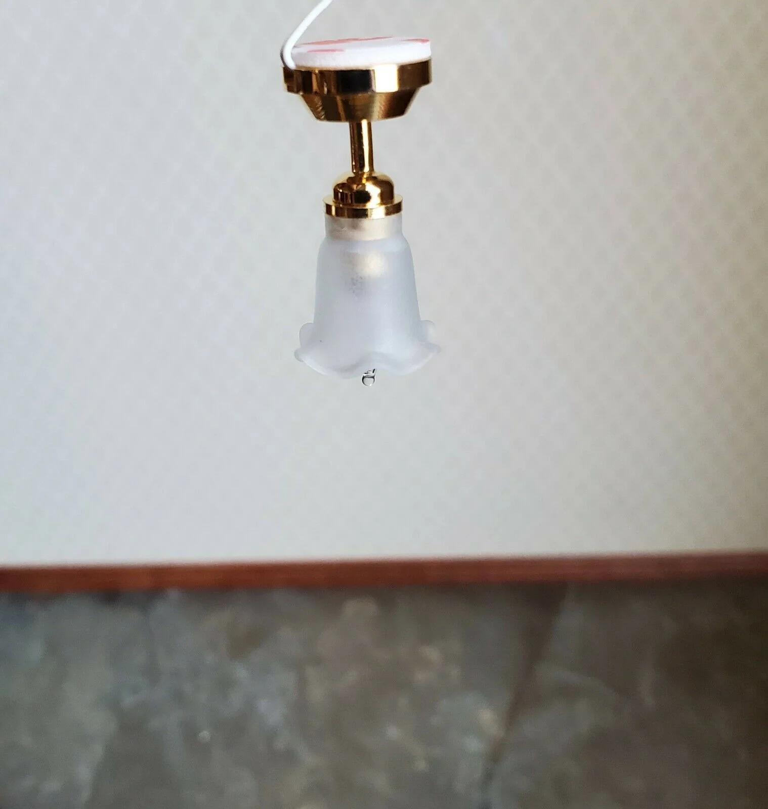 Dollhouse Miniature Tulip Ceiling Light Small Hanging Electric 1:12 Scale 12v - Image 3