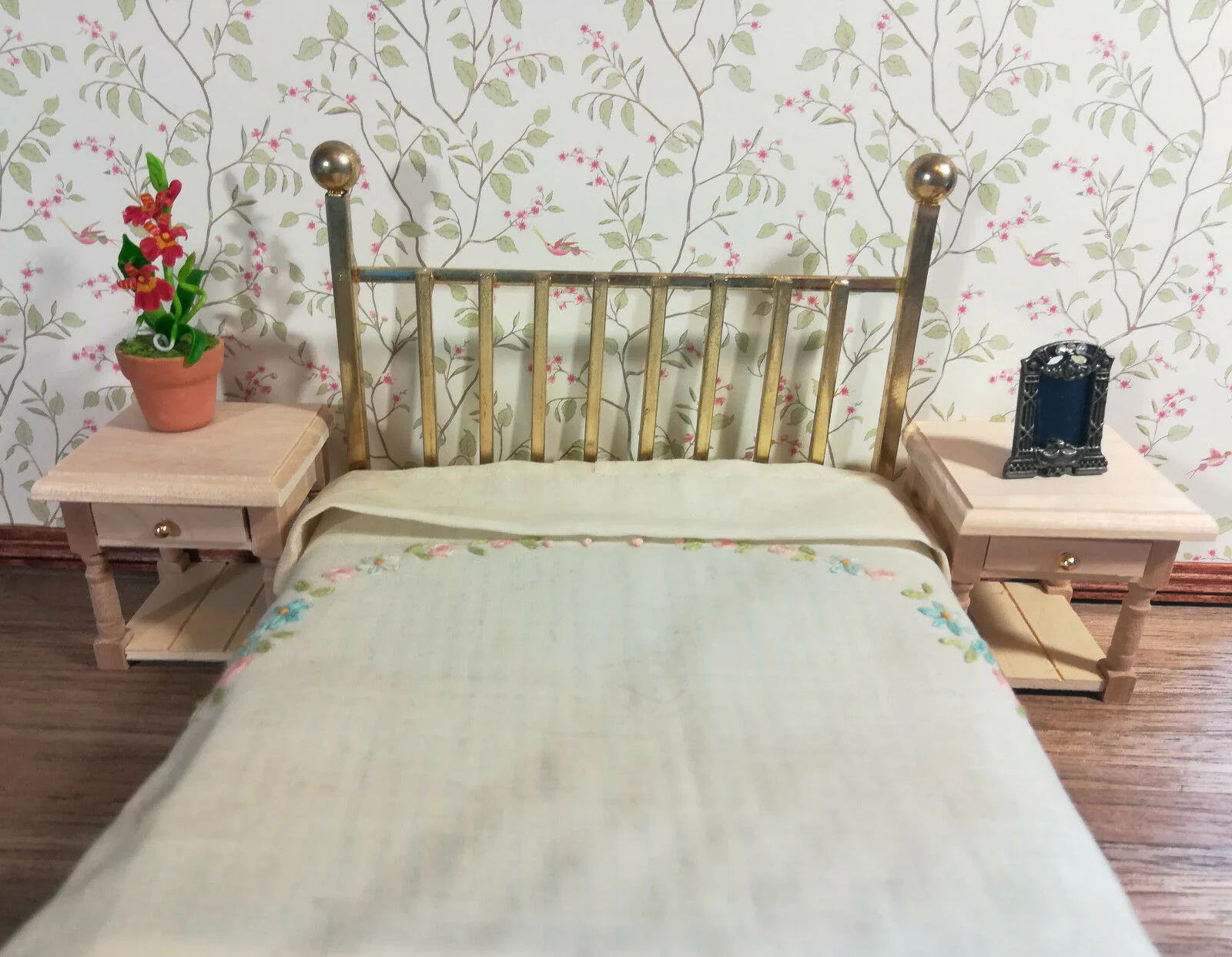 Dollhouse Miniature Nightstand Side Table Set of 2 1:12 Scale Unpainted Furniture - Image 4