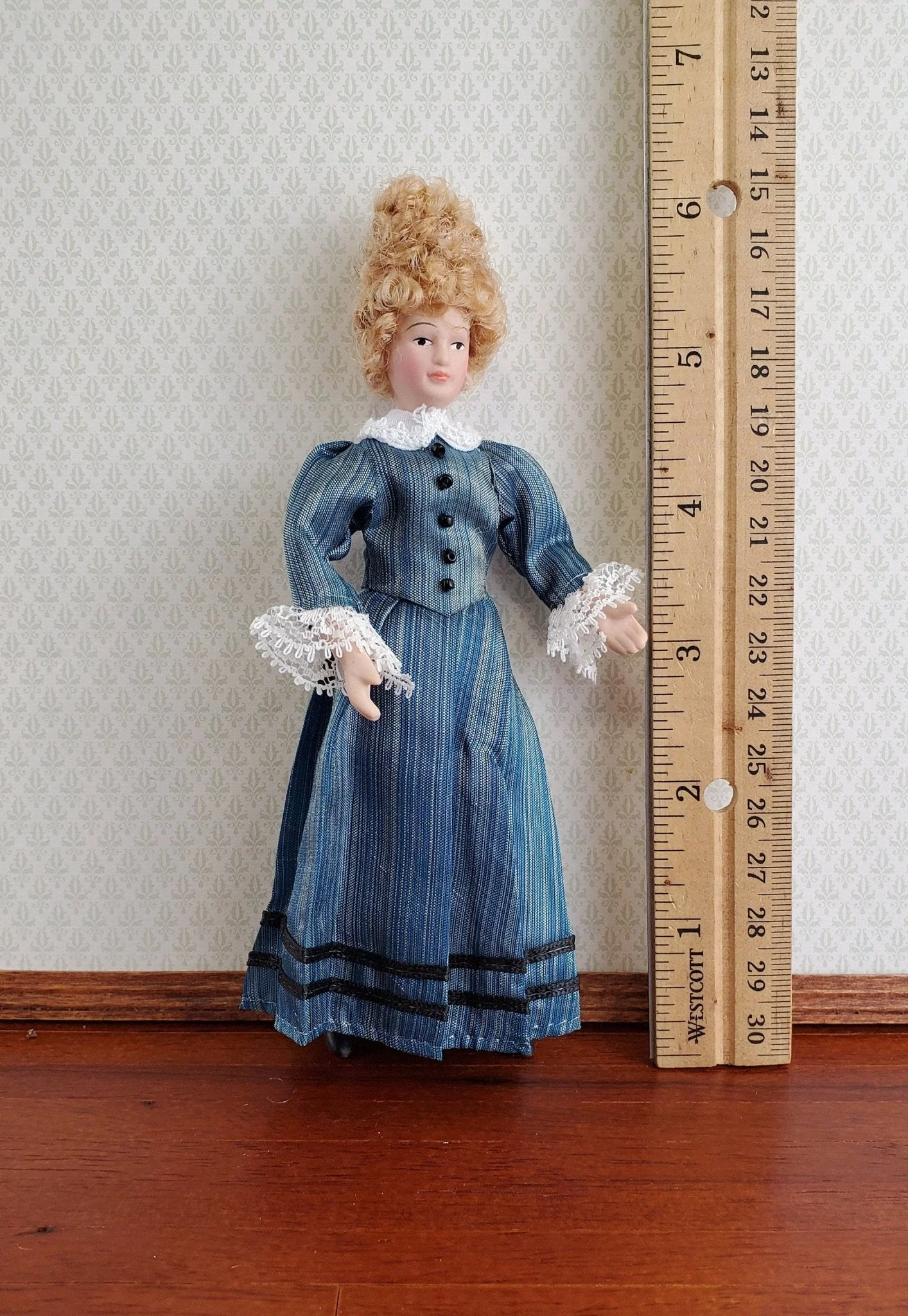 Dollhouse Victorian Doll Porcelain Poseable Blue Green Dress Lace 1:12 Scale Woman - Image 3