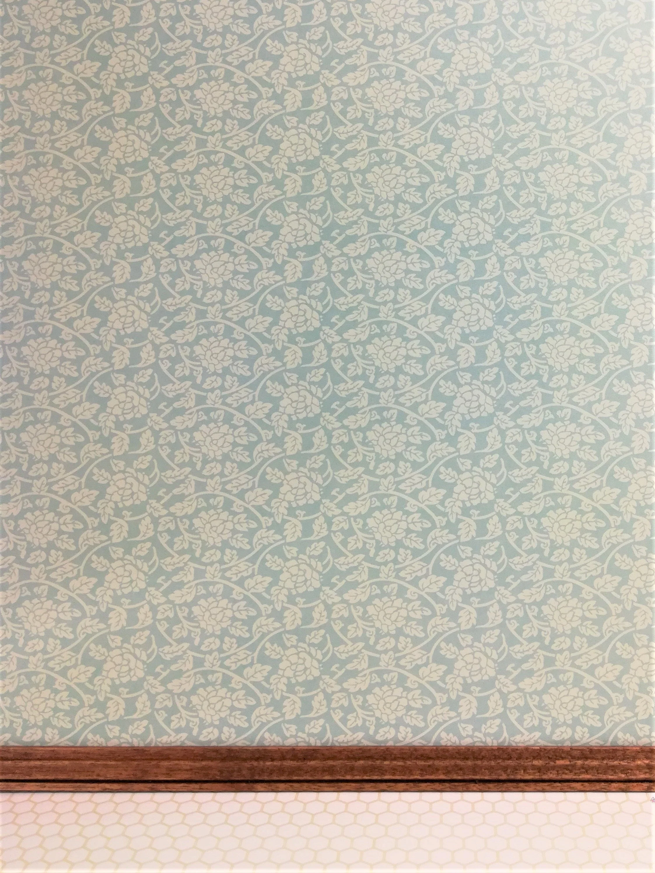 Dollhouse Miniature Wallpaper Pale Green & Cream "Tea Rose" Brodnax 1:12 Scale - Image 2
