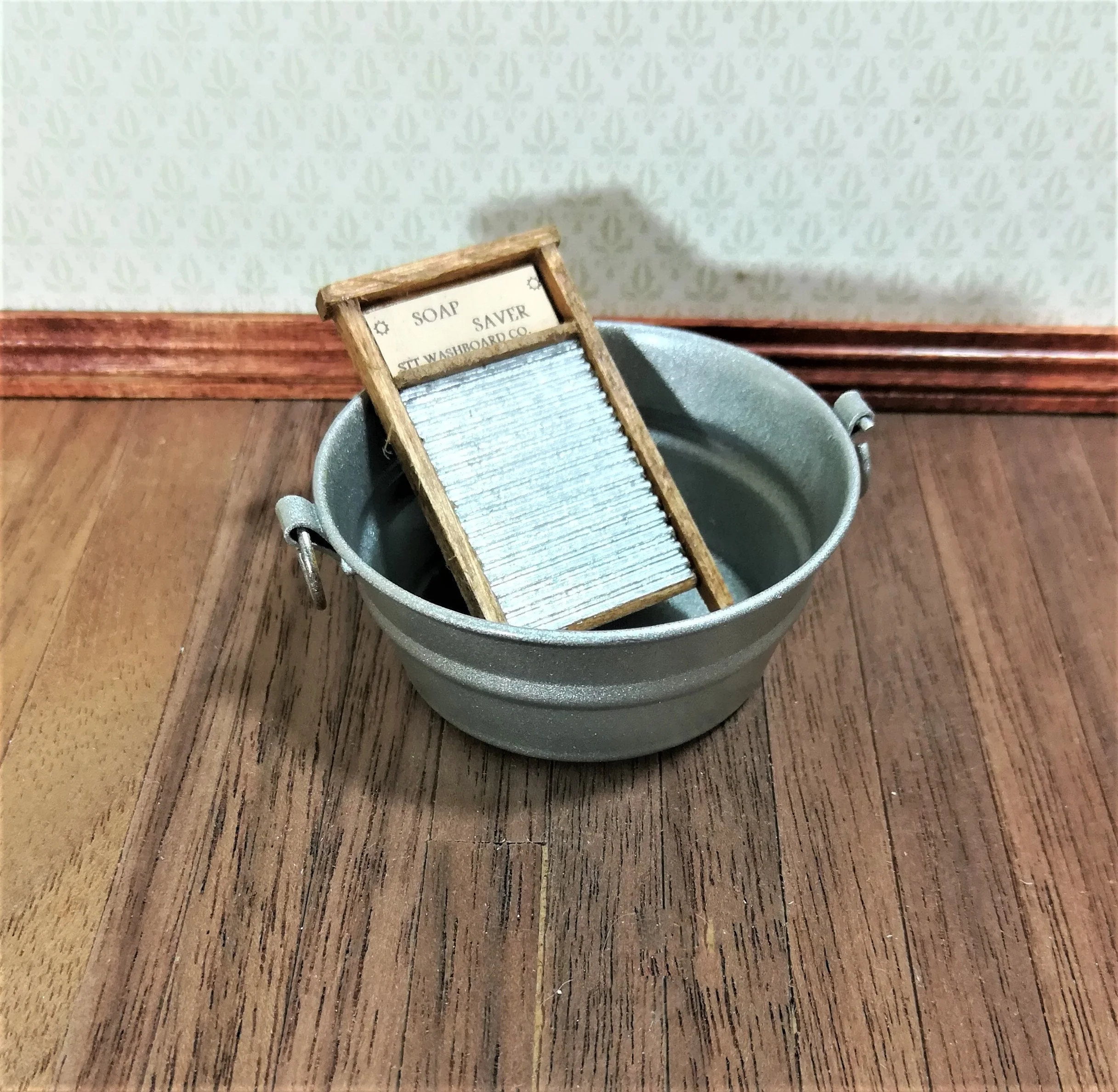 Dollhouse Miniature Wash Board Vintage Style Sir Thomas Thumb 1:12 Scale Wood - Image 2