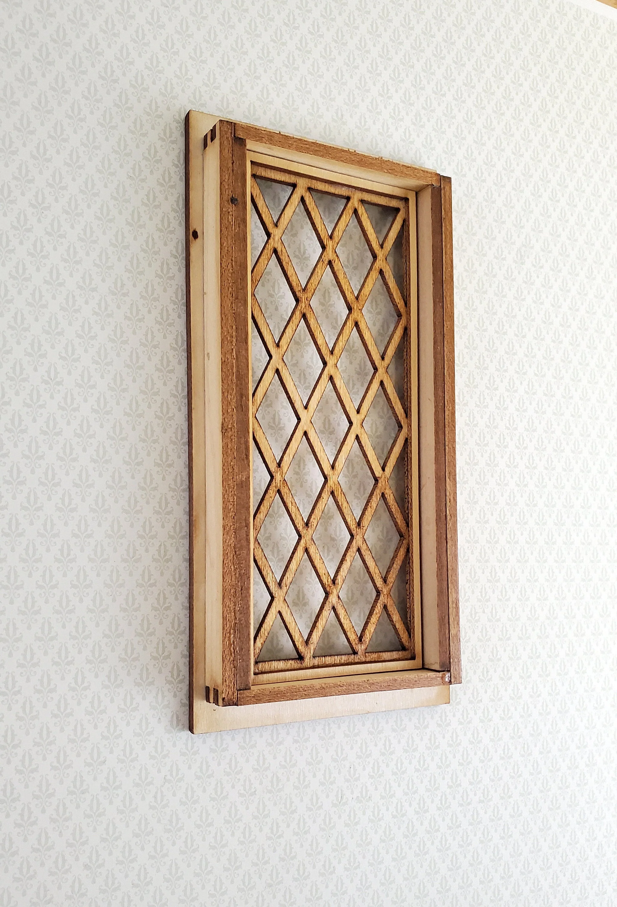 Dollhouse Window Tudor Style Diamond Pane 1:12 Scale Miniature 2114CW - Image 4