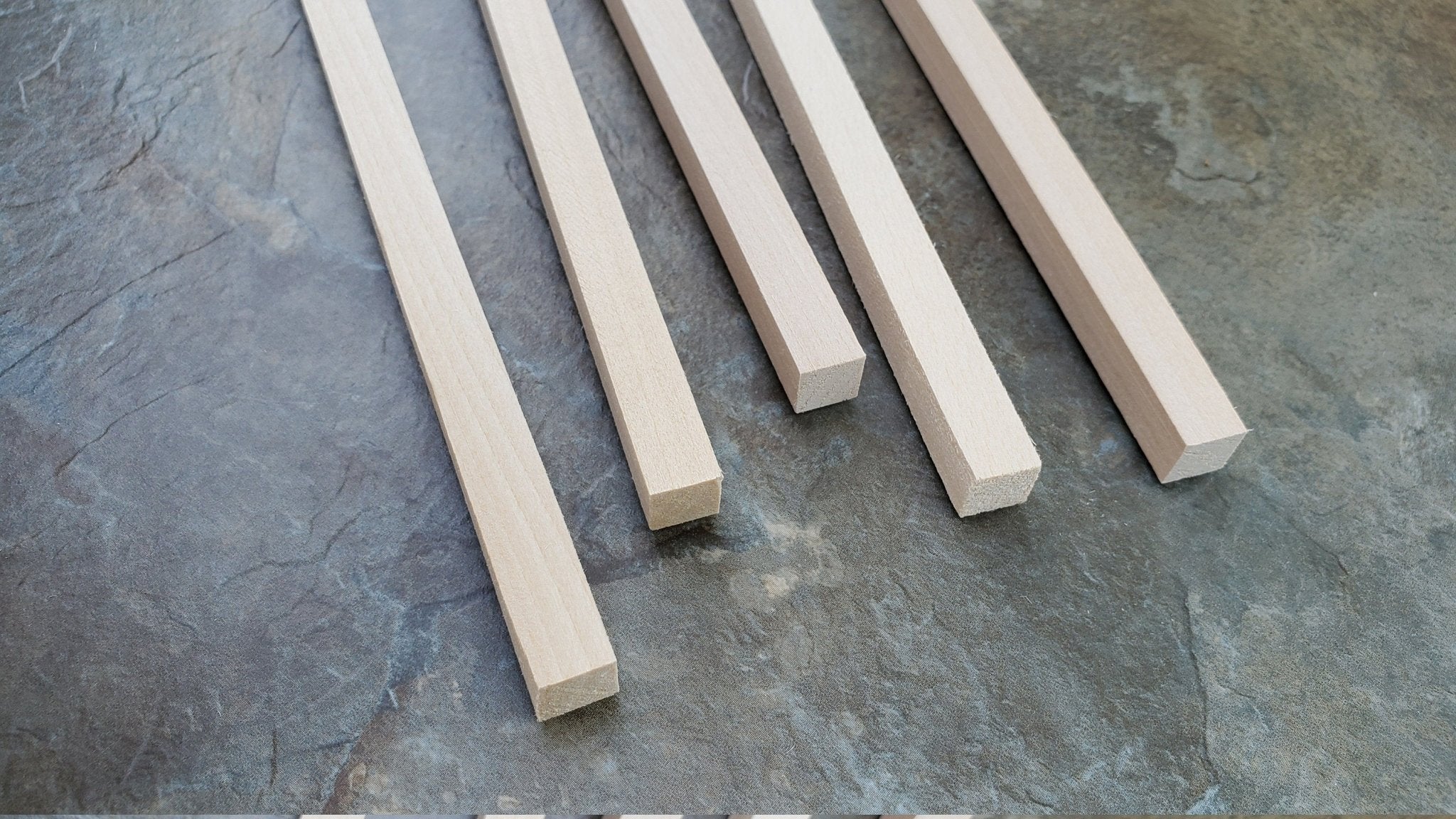 Dollhouse Miniature Wood Beams Posts 3/8 x 3/8 x 18" long 1:12 Scale x5