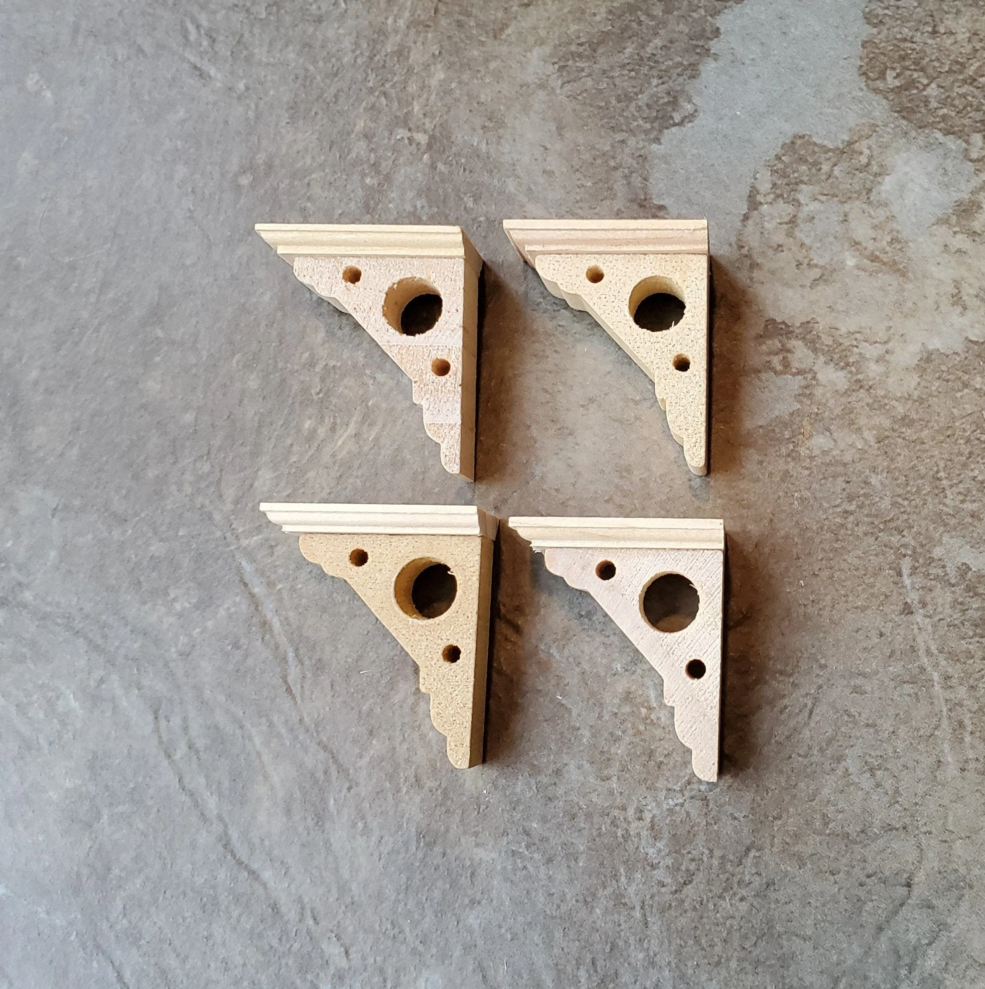 Dollhouse Miniature Wood Corbels or Brackets Houseworks 1:12 Scale Set of 4