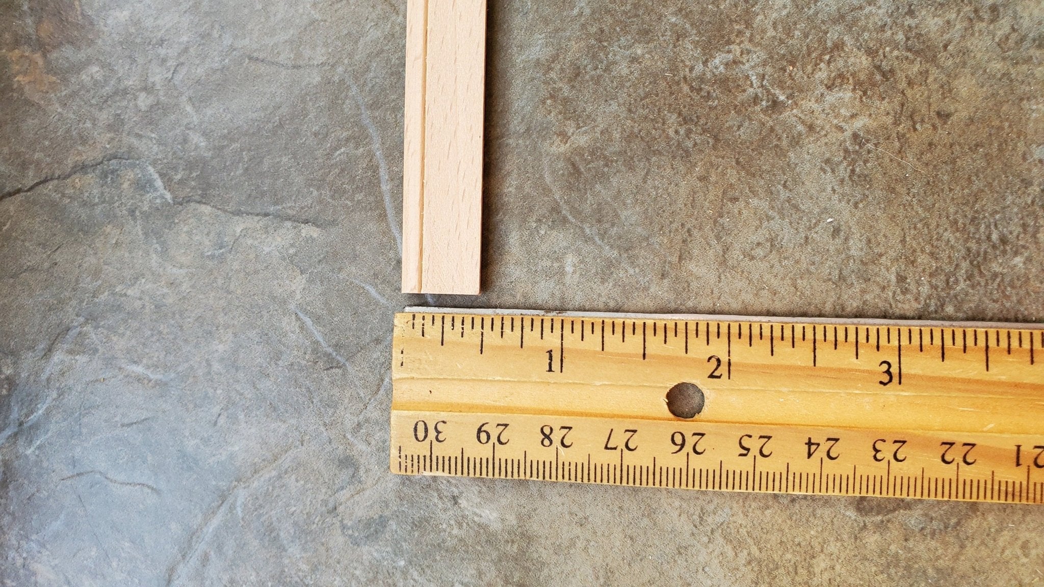 Dollhouse Miniatures Baseboard Trim or Molding w/ Wire Channel 1/2" wide x 18" 1:12 Scale CLA77945 - Image 2