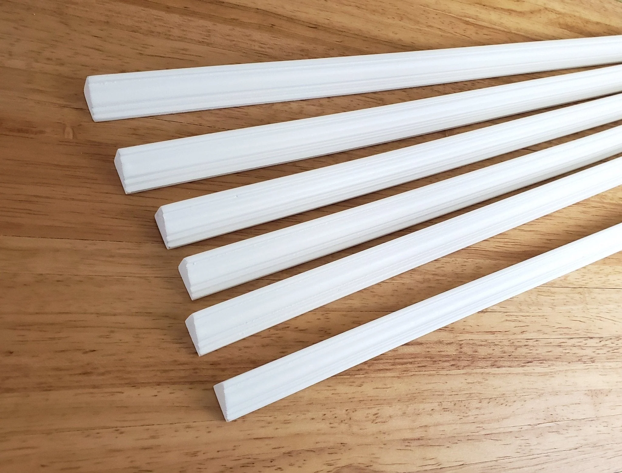 Dollhouse Miniatures Crown Molding x6 White Trim Cornice Large 1/2" wide x 17 3/4" long 1:12 Scale