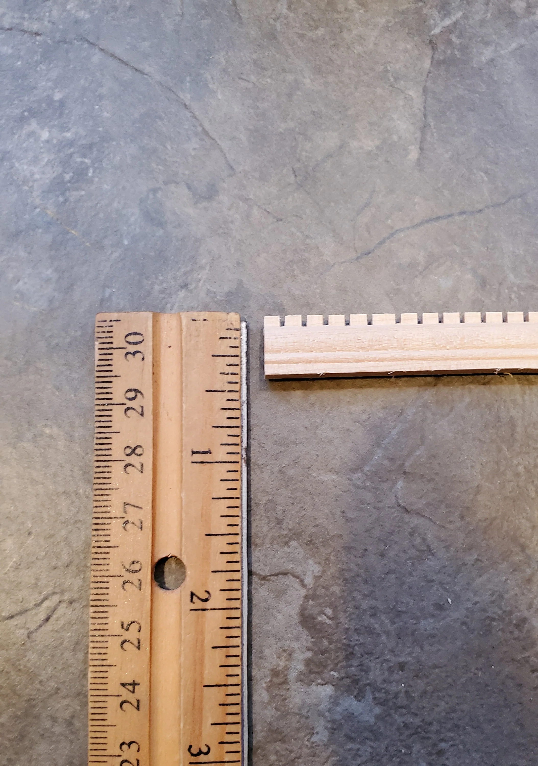 Dollhouse Miniatures Dentil Crown Molding Cornice Trim 7/16" tall x 18" 1:12 - Image 3