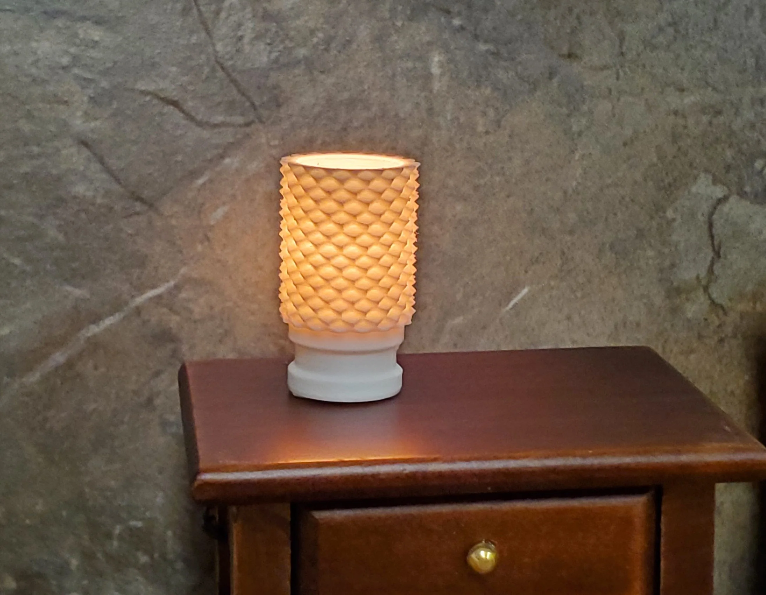 Dollhouse Modern Table Lamp White Cylinder 1:12 Scale Miniature 12 volt w/ Plug - Image 3