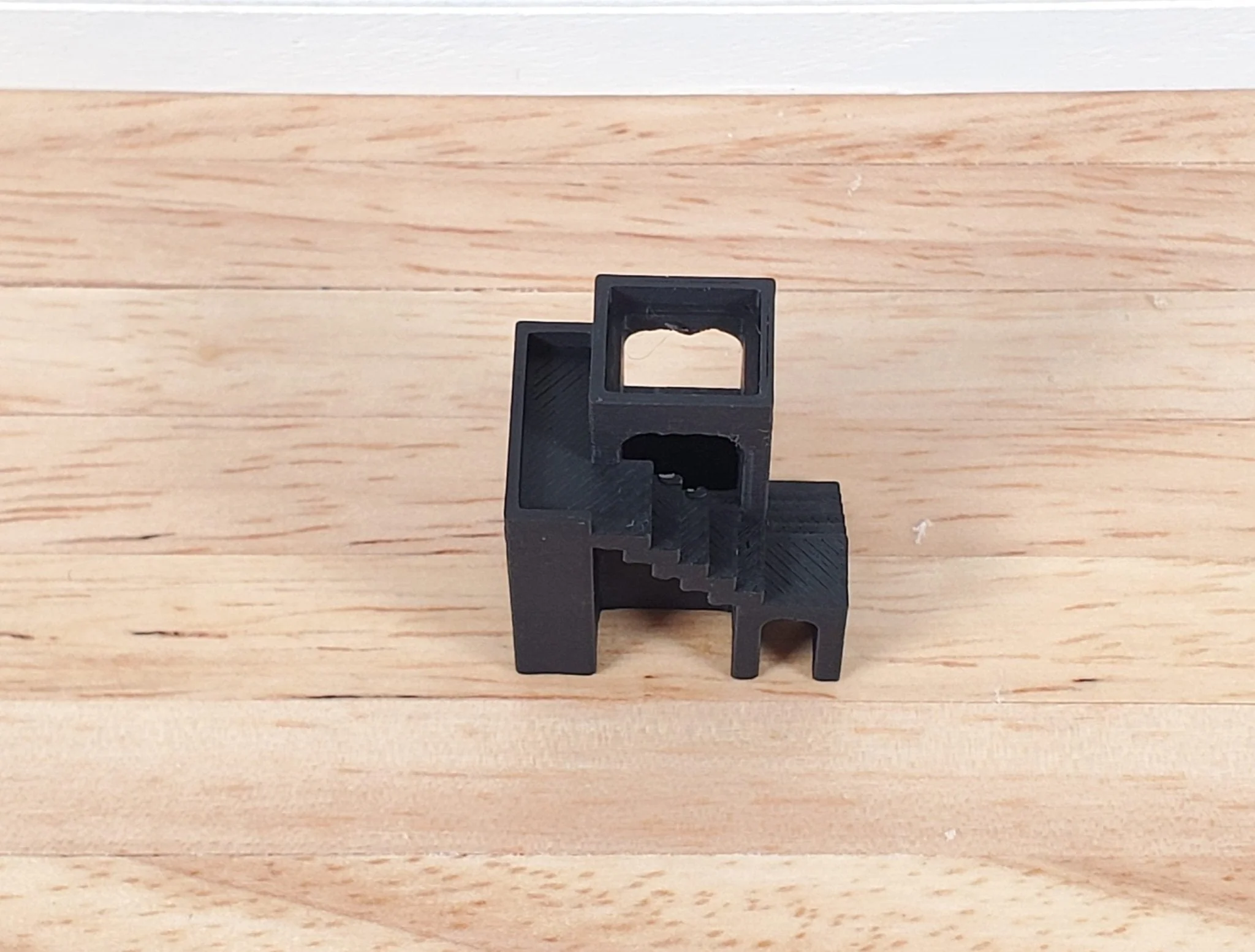 Dollhouse Modern Vase Sculpture Tower of Stairs 1:12 Scale Miniature Black - Image 2