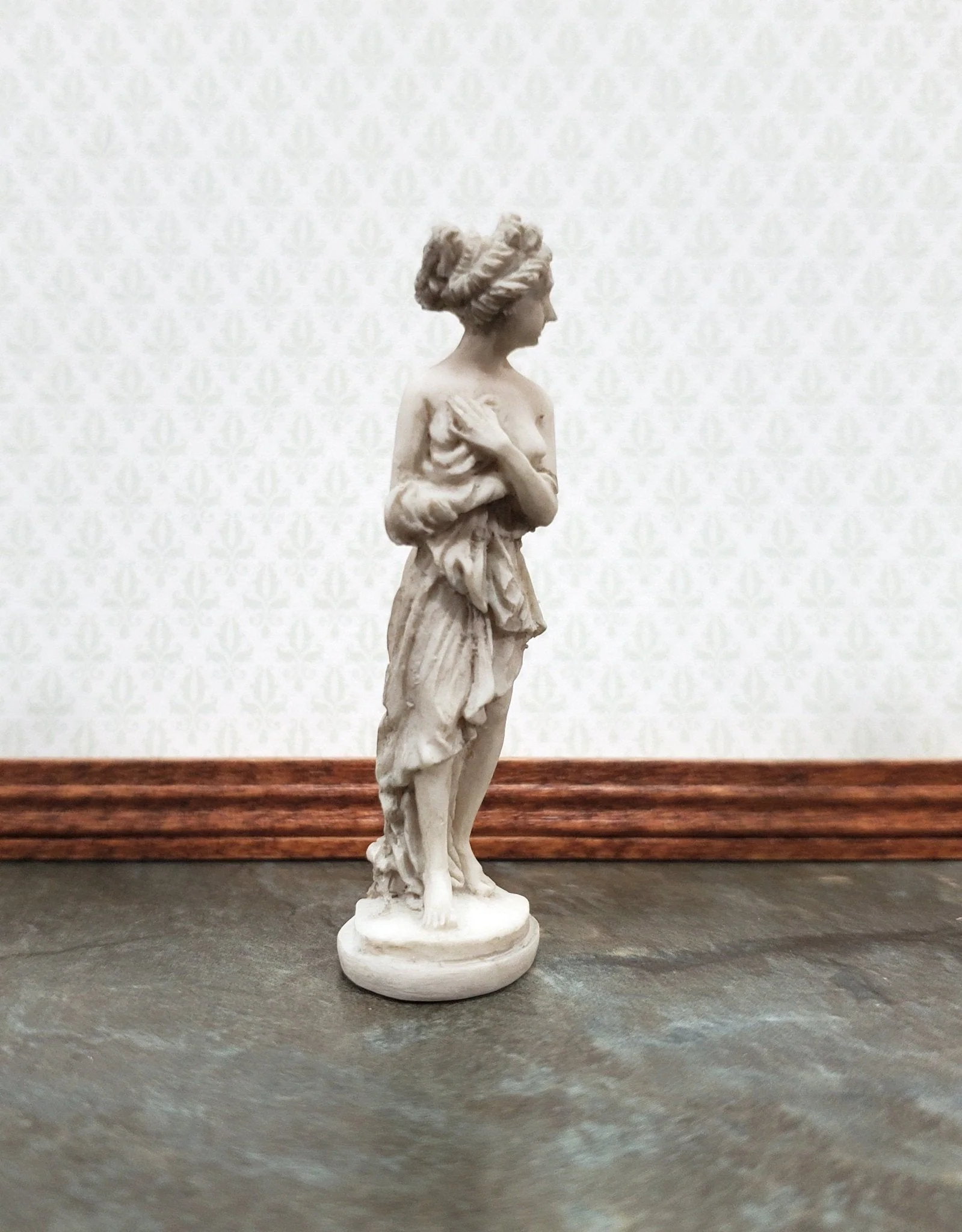 Dollhouse Nude Female Garden Statue Aged Gray Small fairy garden Miniatures - Image 2