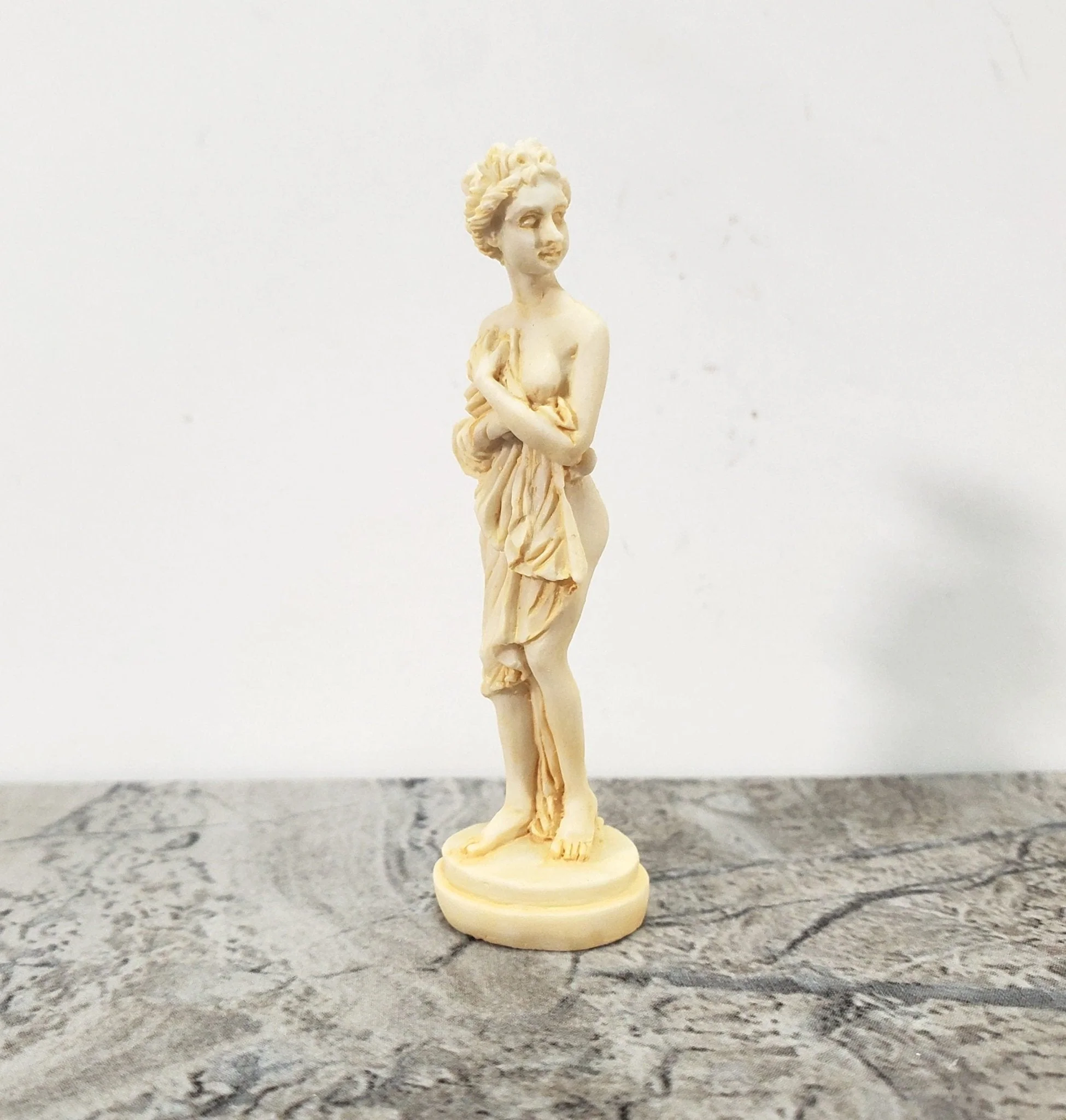 Dollhouse Nude Female Garden Statue Small Aged Finish fairy garden Miniatures - Image 2