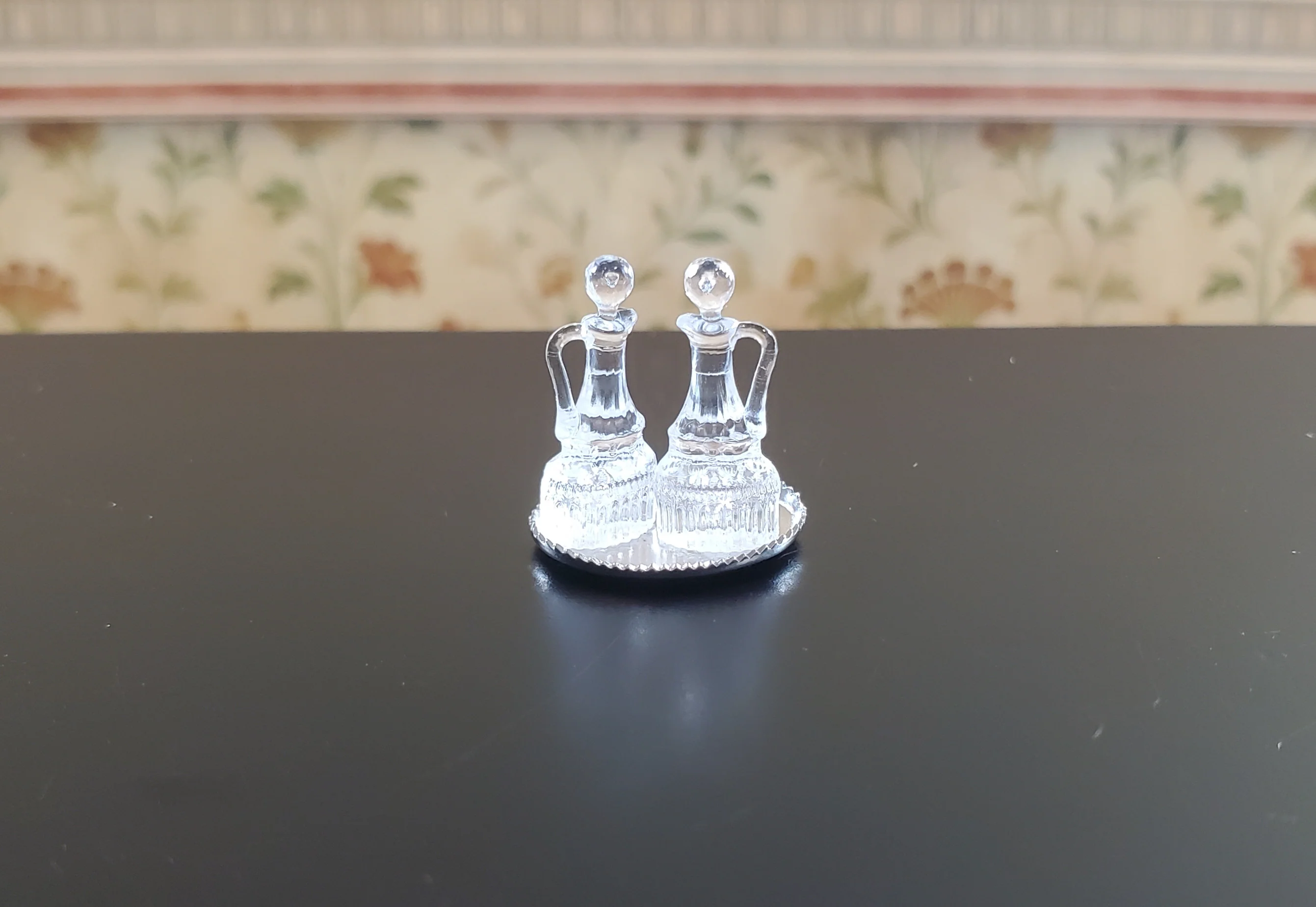 Dollhouse Oil & Vinegar Cruet Set on Silver Tray Chrysnbon 1:12 Scale Miniature - Image 2