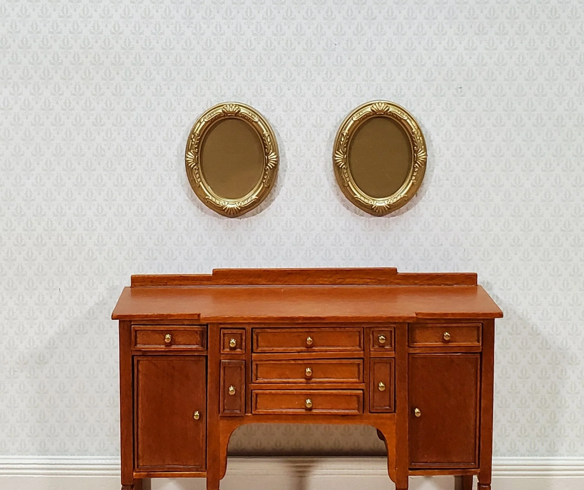 Dollhouse Oval Picture Frames Set of 2 Gold for Painting 1:12 Scale Miniatures Decor - Image 3