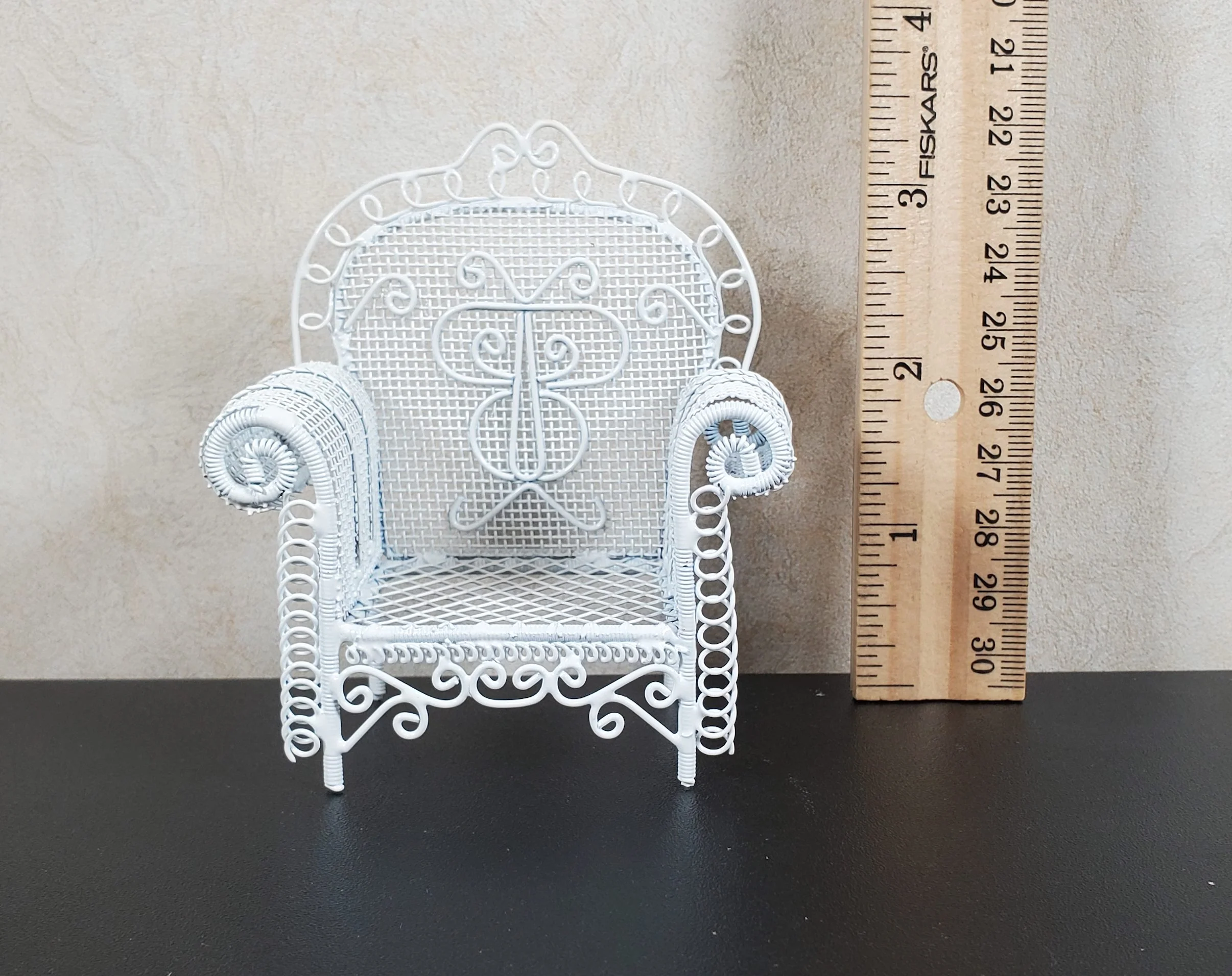 Dollhouse Patio Chair White Metal 1:12 Scale Miniature Fairy Garden Furniture - Image 4