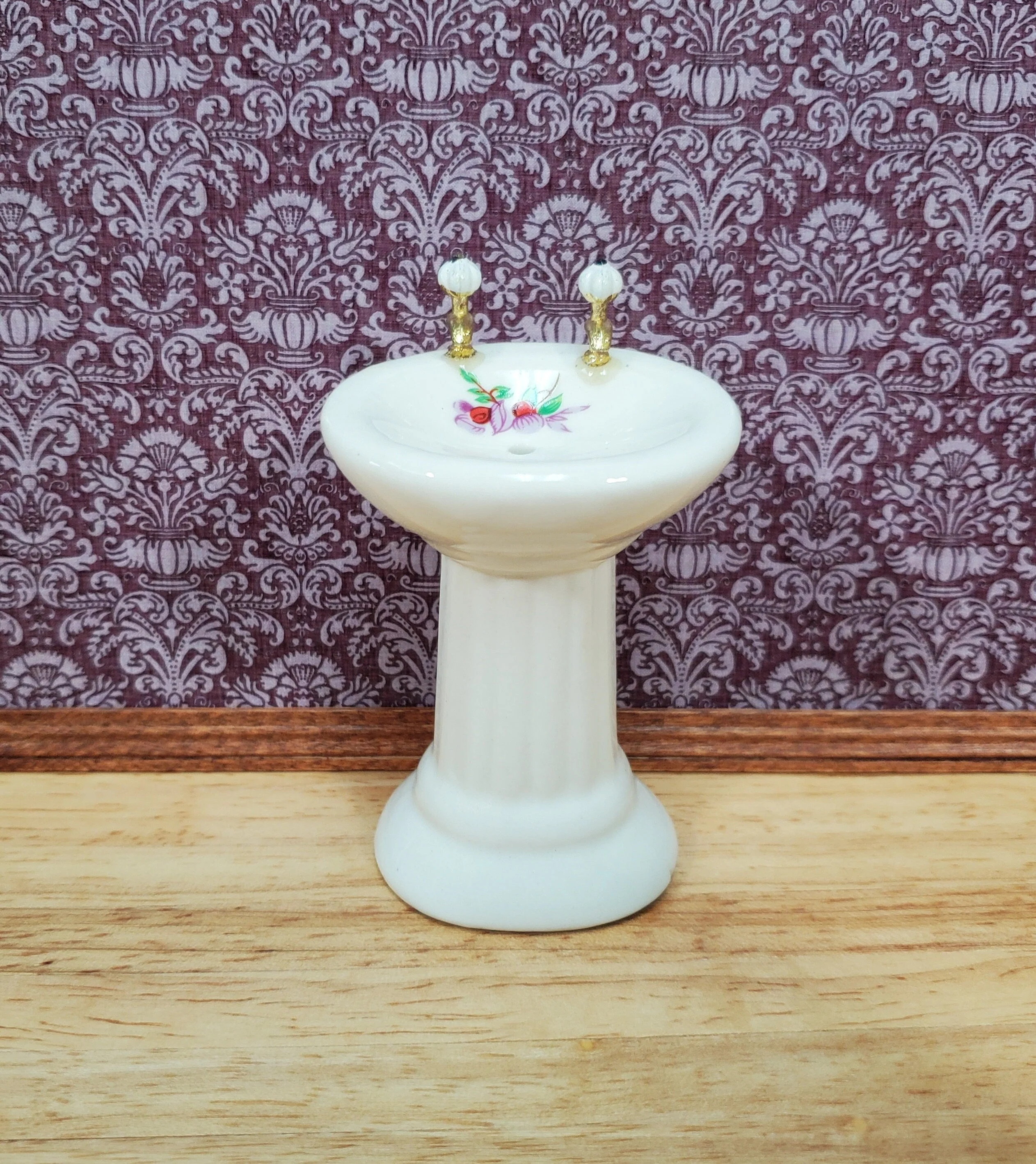 Dollhouse Pedestal Sink Bathroom White Ceramic Gold Handles 1:12 Scale with Decal