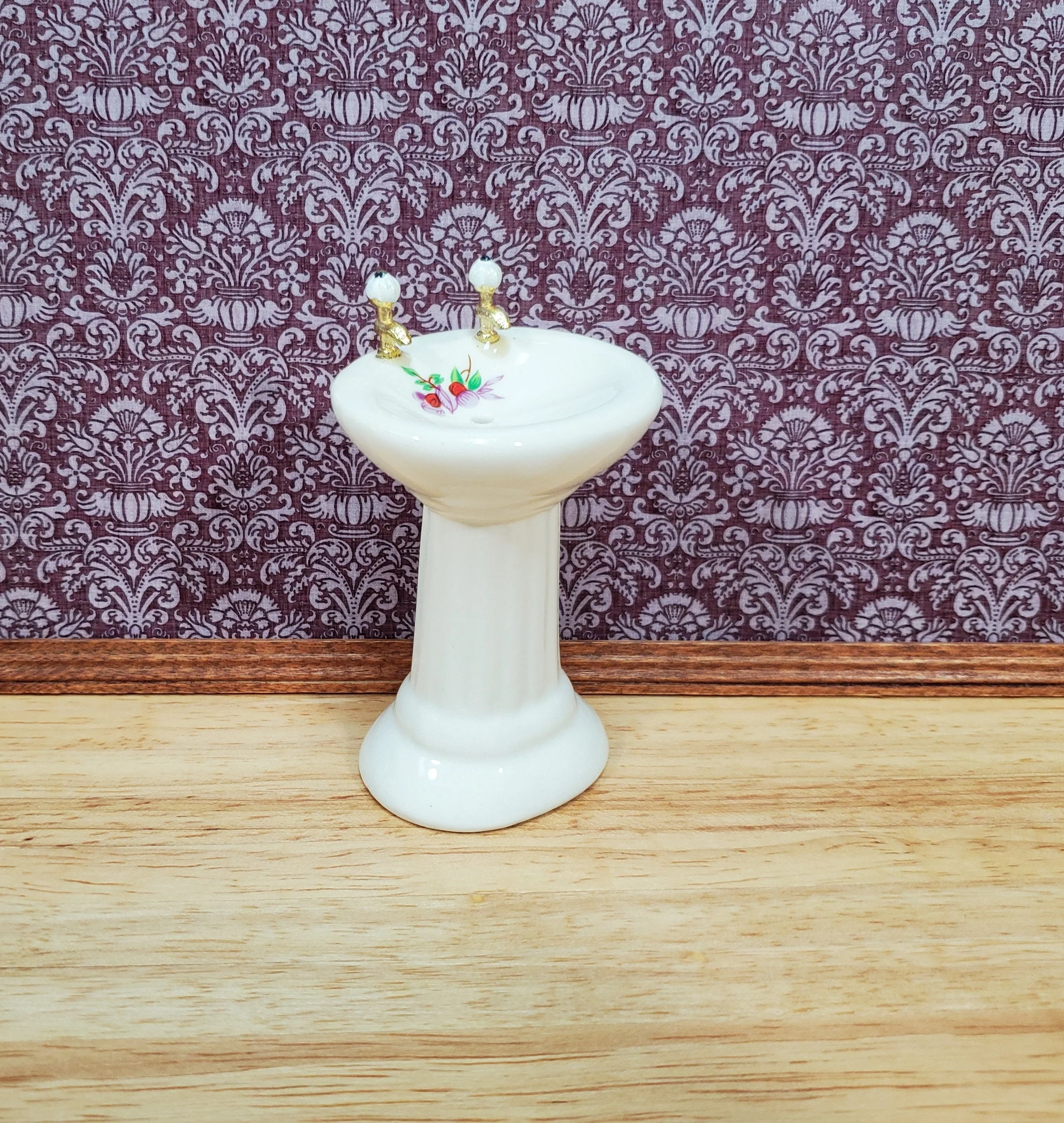Dollhouse Pedestal Sink Bathroom White Ceramic Gold Handles 1:12 Scale with Decal - Image 2