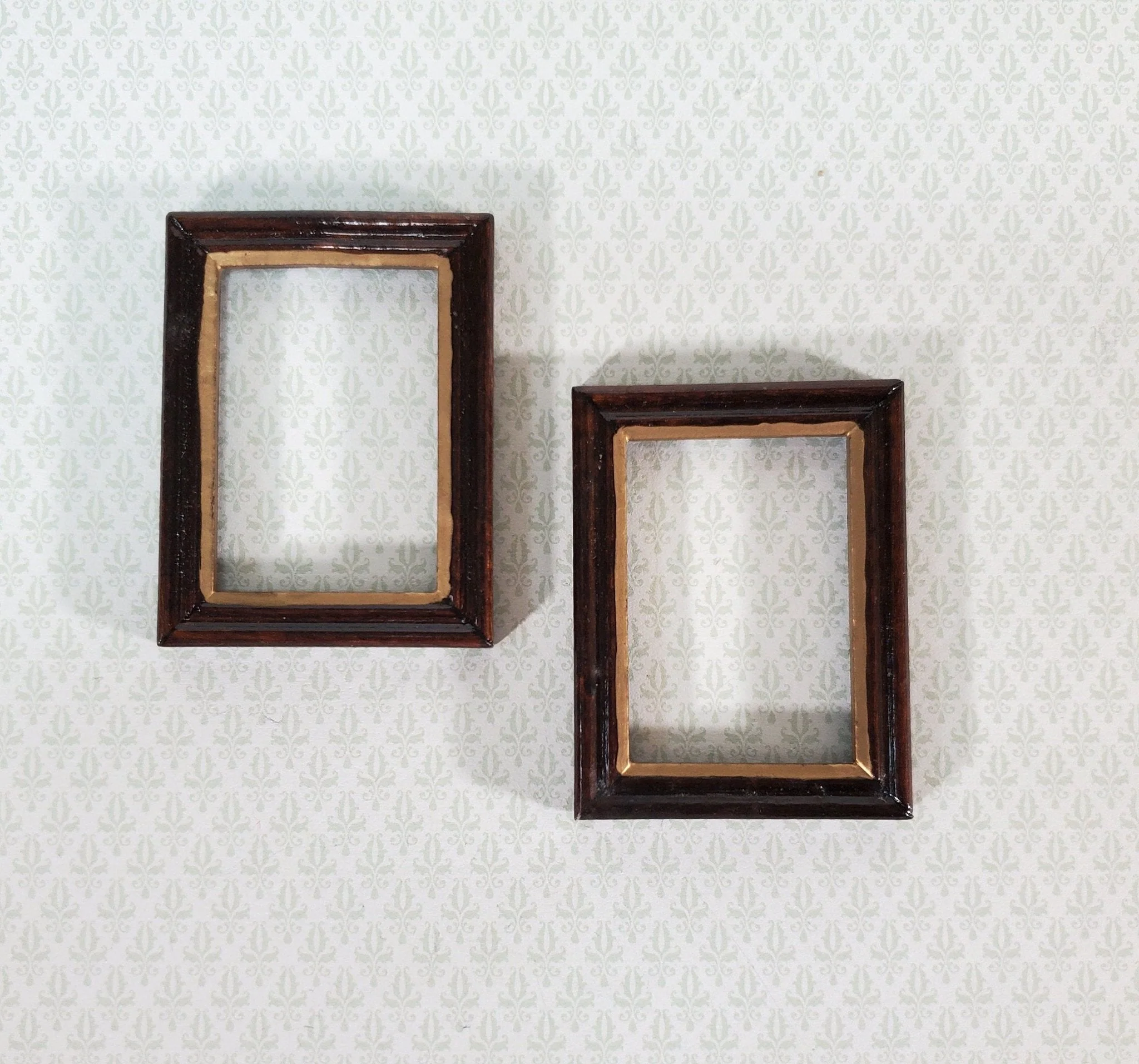 Dollhouse Picture Frames x2 Small Wood with Gold Accent 1:12 Scale Miniature D1956