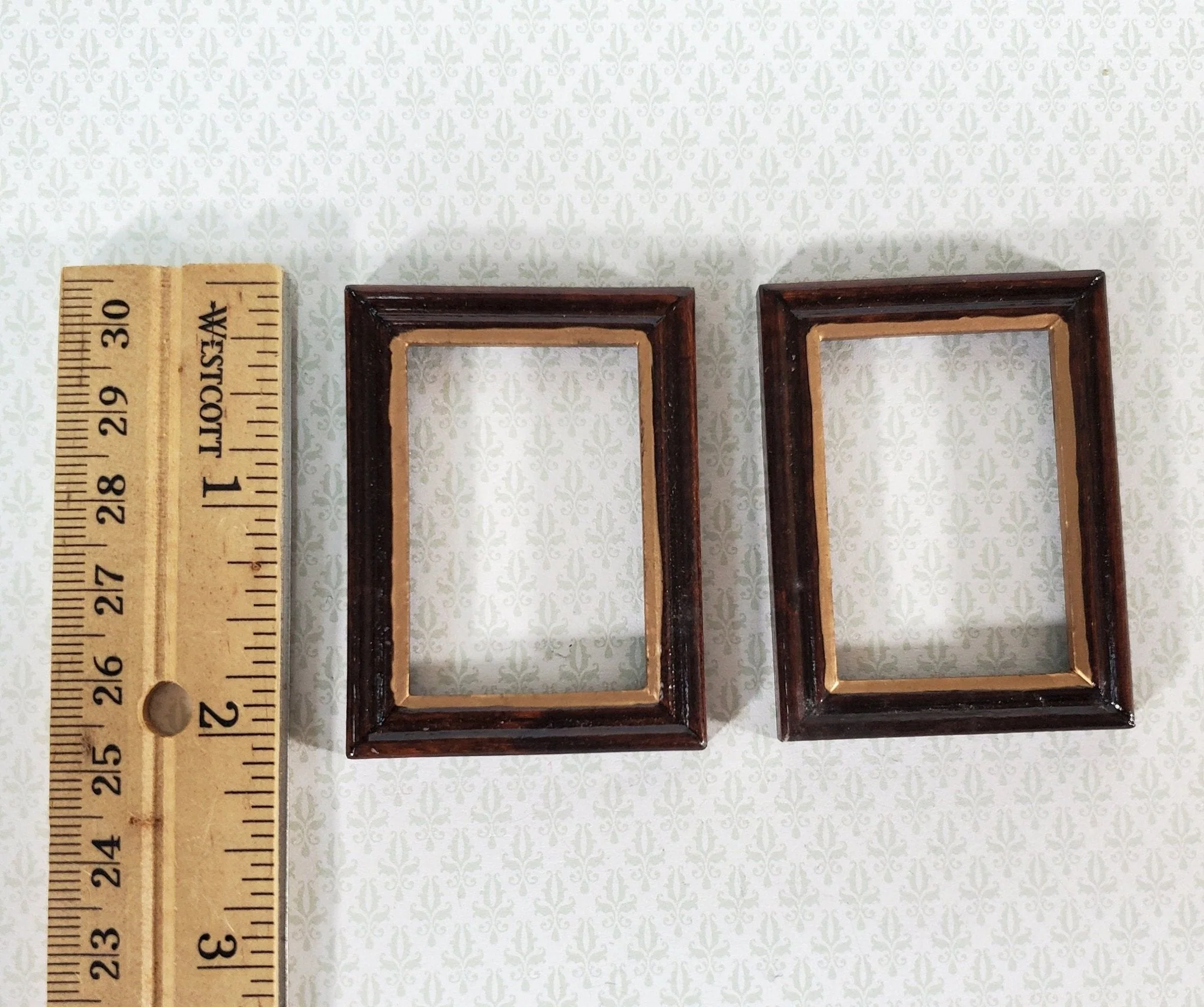 Dollhouse Picture Frames x2 Small Wood with Gold Accent 1:12 Scale Miniature D1956 - Image 6