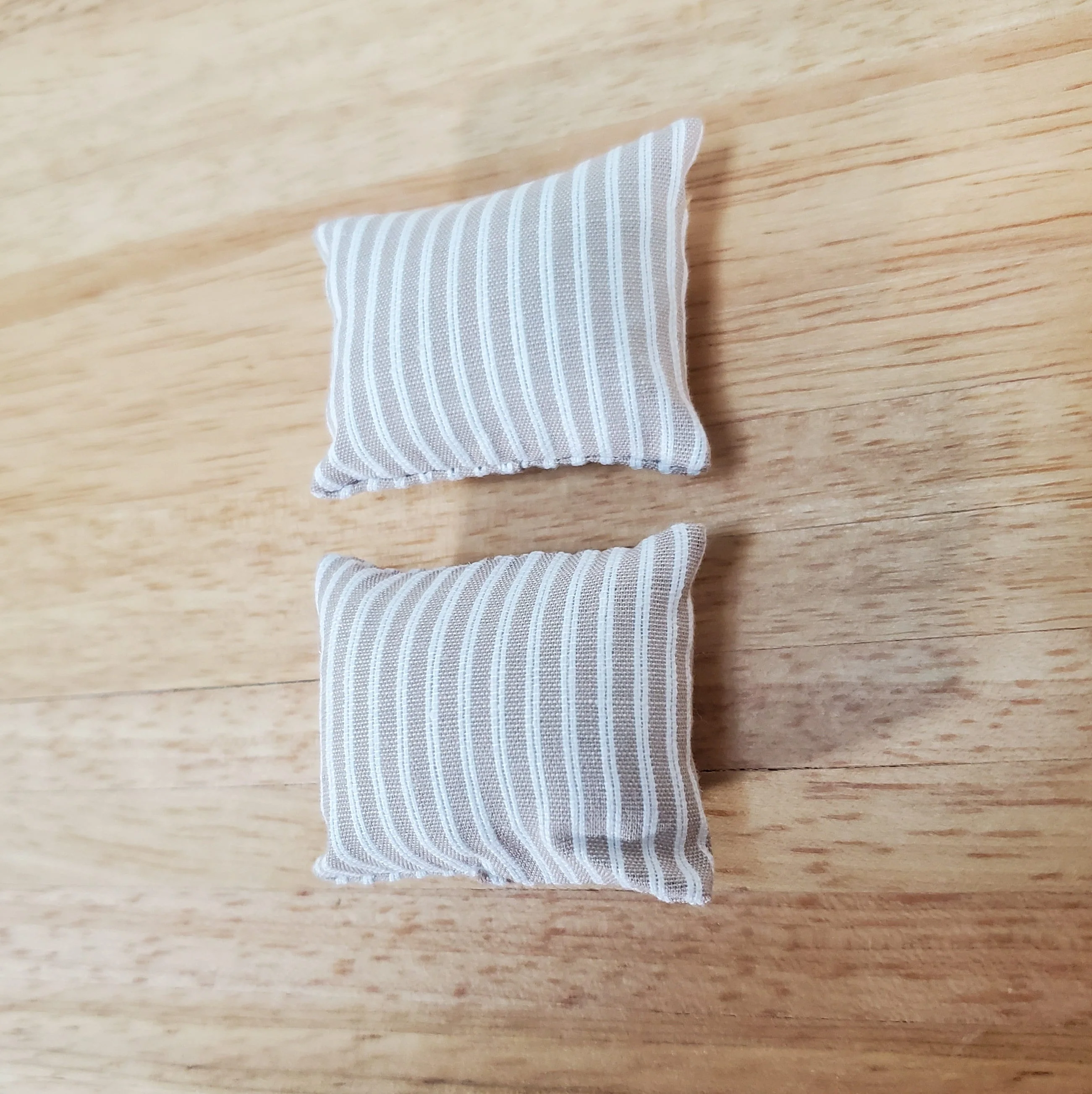 Dollhouse Pillows Beige & White Striped Set of 2 1:12 Scale Miniature - Image 2