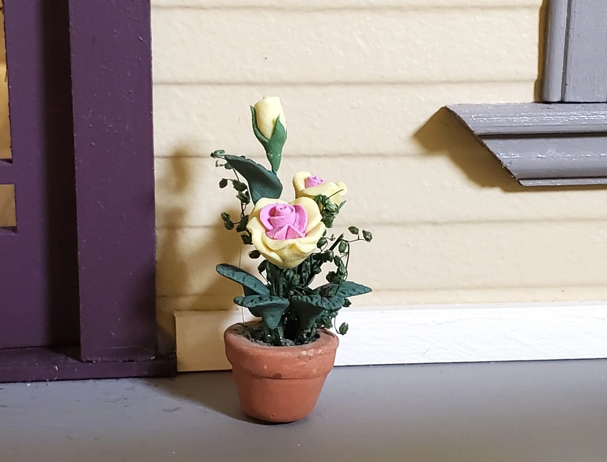 Dollhouse Pink and Yellow Roses Flowers Potted in Terra Cotta Pot 1:12 Scale