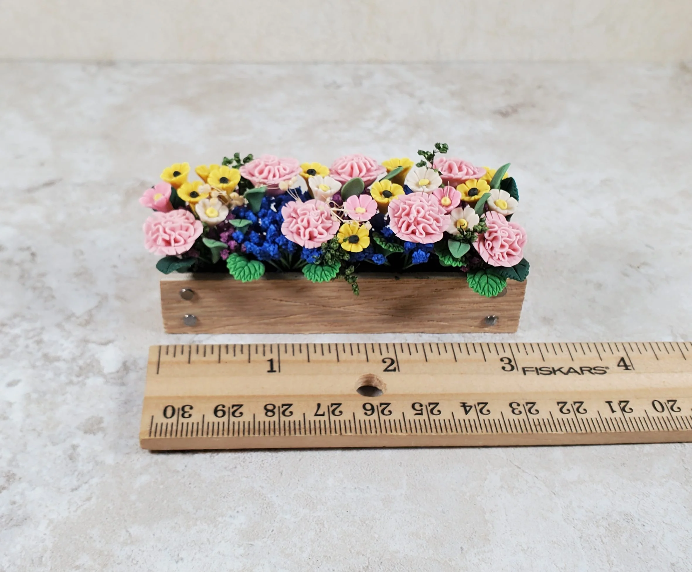 Dollhouse Pink Carnations in a 3.25" Window Box Planter 1:12 Scale Miniature - Image 3