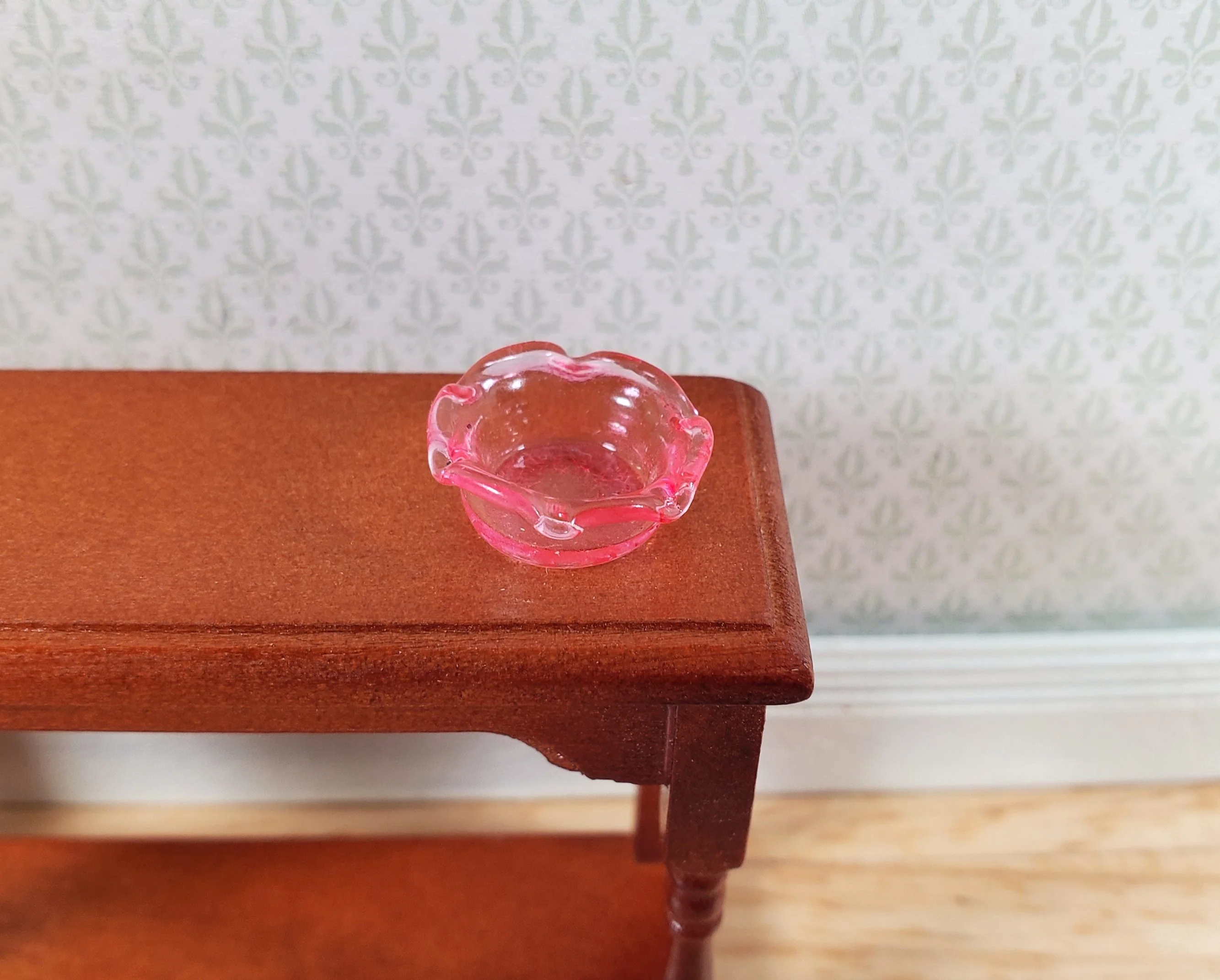 Dollhouse Pink Glass Candy Dish or Serving Bowl 1:12 Scale Miniature - Image 2